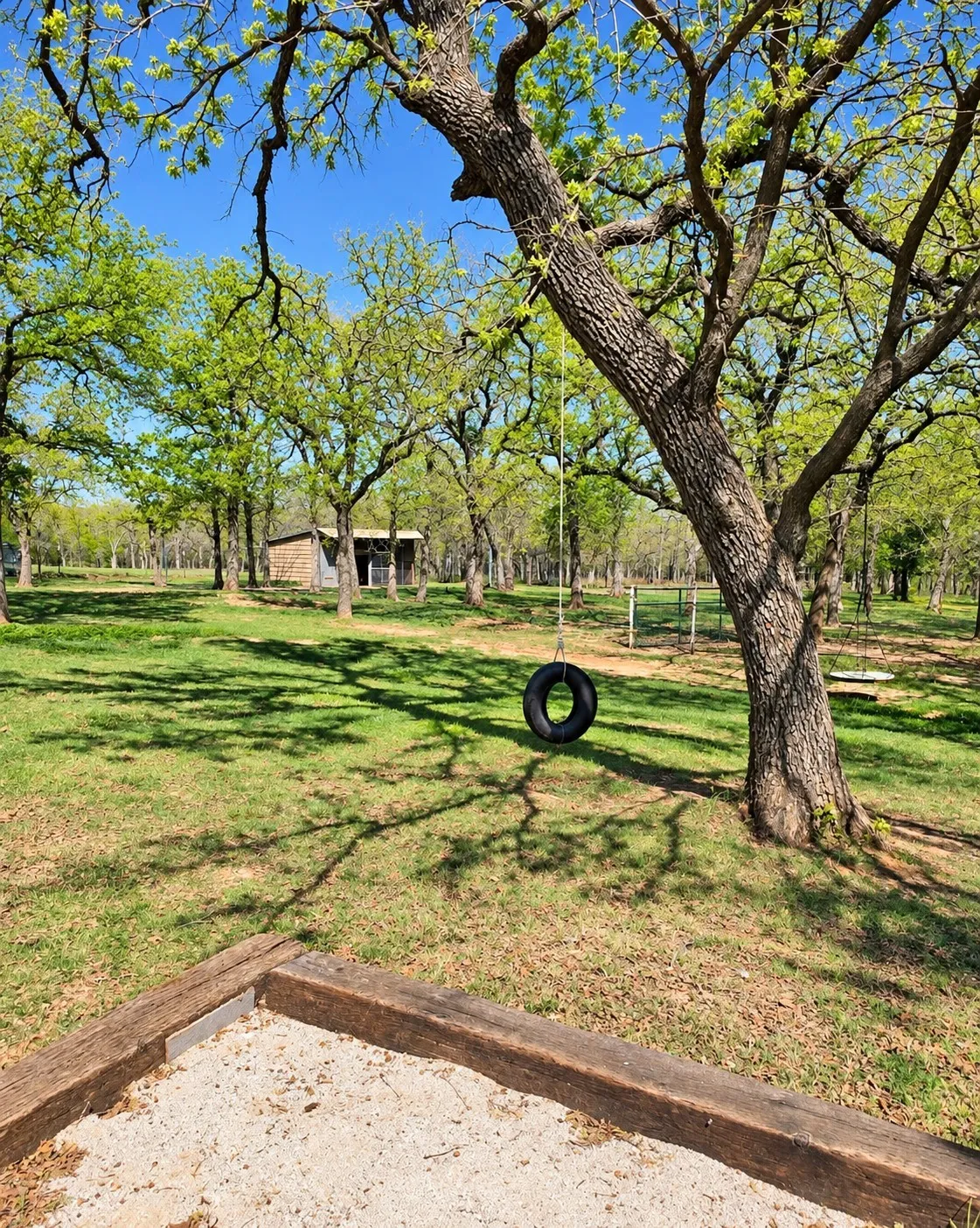 Single Family Residence For Sale in Wise County , 470 Private Road 3650, Paradise, Texas 76073, 4 Bedroom, 2 Bathroom, 3 Garage spaces, 1,582 Sqft, built in 2006, Preowned, mls#21205909, Real Estate Agent in Paradise, Homes For Sale in Wise county, Homes For Sale in Paradise, Realtor in Paradise Texas, Real Estate Brokerage Independent Realty Texas, Luminita Cordes Realtor