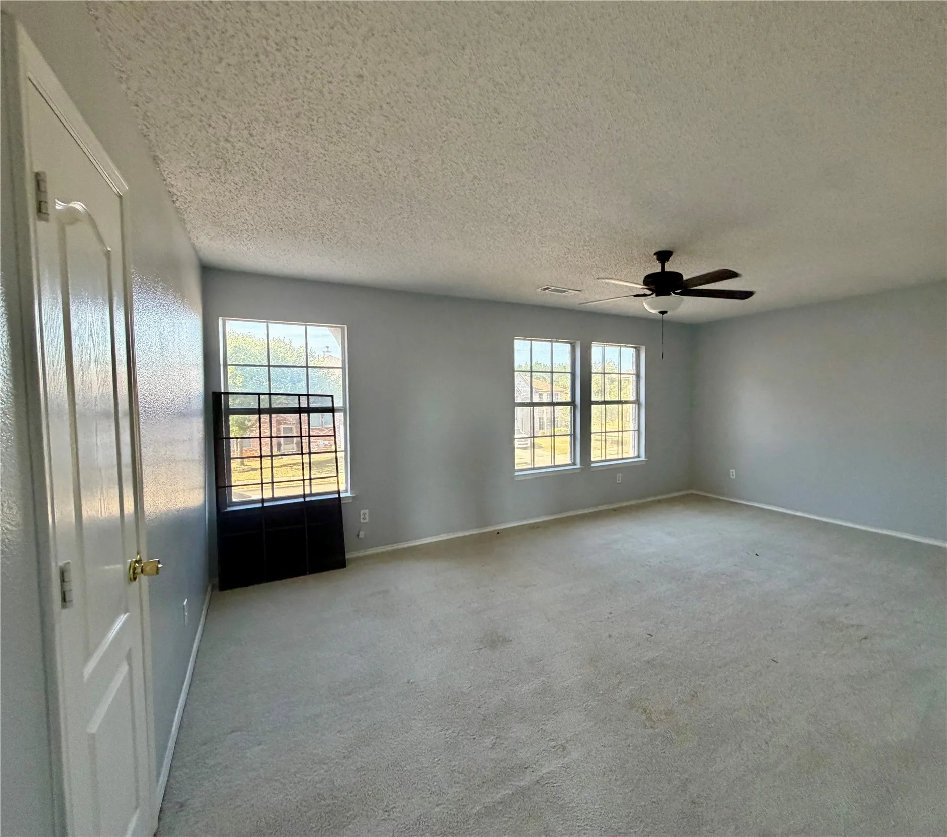 Single Family Residence For Sale in Tarrant County , 8408 Southern Prairie Drive, Fort Worth, Texas 76123, 4 Bedroom, 3 Bathroom, 2 Garage spaces, 3,438 Sqft, built in 2001, mls#21209346, Real Estate Agent in Fort Worth, Homes For Sale in Tarrant county, Homes For Sale in Fort Worth, Realtor in Fort Worth Texas, Real Estate Brokerage Independent Realty Texas, Luminita Cordes Realtor