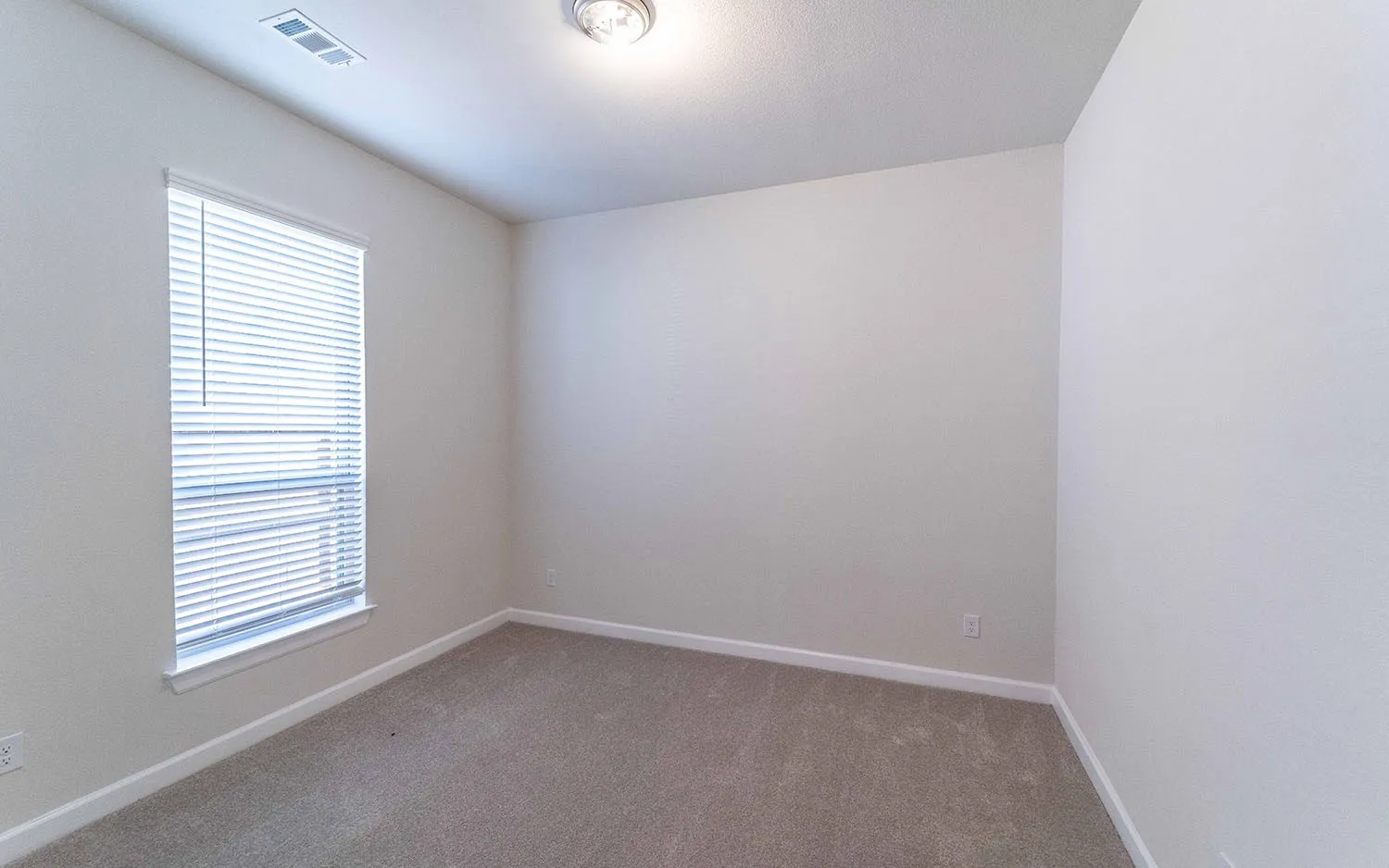 Single Family Residence For Sale in Rockwall County , 1907 Rondinella Drive, Mclendon Chisholm, Texas 75032, 4 Bedroom, 3 Bathroom, 3 Garage spaces, 3,545 Sqft, built in 2024, New Construction - Complete, Price $679,207, mls#21209434, Real Estate Agent in Mclendon Chisholm, Homes For Sale in Rockwall county, Homes For Sale in Mclendon Chisholm, Realtor in Mclendon Chisholm Texas, Real Estate Brokerage Independent Realty Texas, Luminita Cordes Realtor