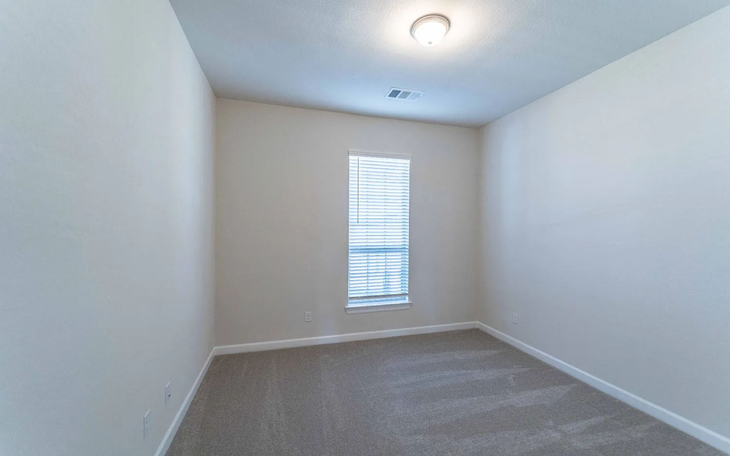 Single Family Residence For Sale in Rockwall County , 1907 Rondinella Drive, Mclendon Chisholm, Texas 75032, 4 Bedroom, 3 Bathroom, 3 Garage spaces, 3,545 Sqft, built in 2024, New Construction - Complete, Price $679,207, mls#21209434, Real Estate Agent in Mclendon Chisholm, Homes For Sale in Rockwall county, Homes For Sale in Mclendon Chisholm, Realtor in Mclendon Chisholm Texas, Real Estate Brokerage Independent Realty Texas, Luminita Cordes Realtor