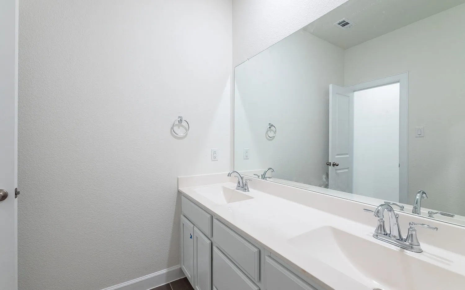 Single Family Residence For Sale in Rockwall County , 1838 Verona Lane, Mclendon Chisholm, Texas 75032, 4 Bedrooms, 5 Bathrooms, 2 Garage spaces, 3,254 Sqft, built in 2024, Price $579,381, mls#21209461, Real Estate Agent in Mclendon Chisholm, Homes For Sale in Rockwall county, Homes For Sale in Mclendon Chisholm, Realtor in Mclendon Chisholm Texas, Real Estate Brokerage Independent Realty Texas, Luminita Cordes Realtor
