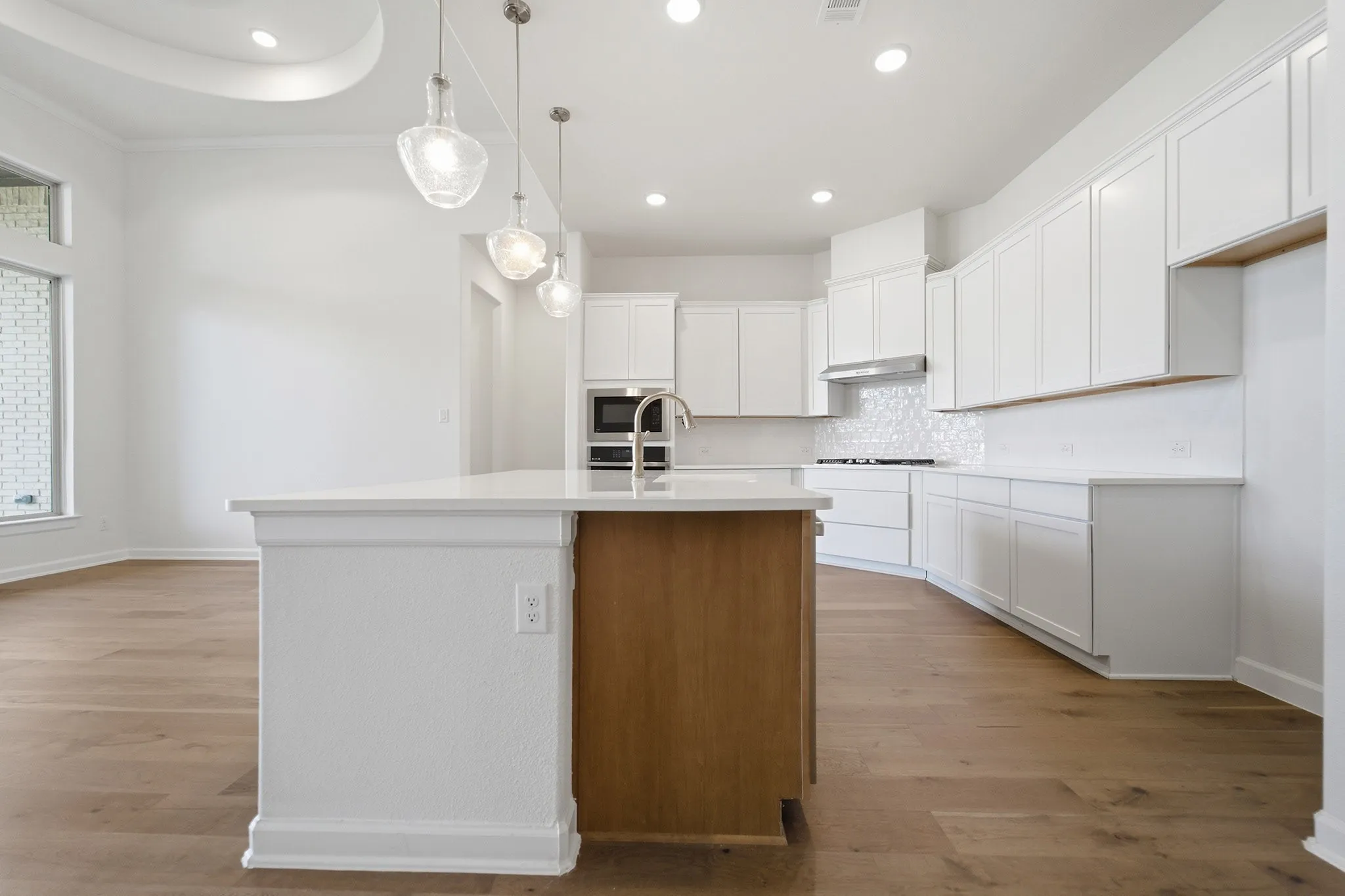 Single Family Residence For Sale in Rockwall County , 1826 Navarre Way, Mclendon Chisholm, Texas 75032, 4 Bedroom, 3 Bathroom, 3 Garage spaces, 3,545 Sqft, built in 2024, New Construction - Complete, Price $697,225, mls#21209443, Real Estate Agent in Mclendon Chisholm, Homes For Sale in Rockwall county, Homes For Sale in Mclendon Chisholm, Realtor in Mclendon Chisholm Texas, Real Estate Brokerage Independent Realty Texas, Luminita Cordes Realtor