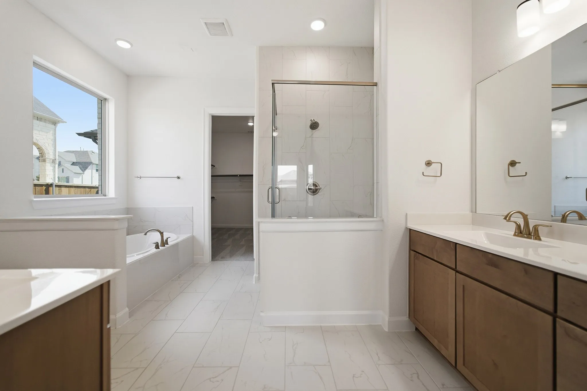 Single Family Residence For Sale in Rockwall County , 1826 Navarre Way, Mclendon Chisholm, Texas 75032, 4 Bedroom, 3 Bathroom, 3 Garage spaces, 3,545 Sqft, built in 2024, New Construction - Complete, Price $697,225, mls#21209443, Real Estate Agent in Mclendon Chisholm, Homes For Sale in Rockwall county, Homes For Sale in Mclendon Chisholm, Realtor in Mclendon Chisholm Texas, Real Estate Brokerage Independent Realty Texas, Luminita Cordes Realtor