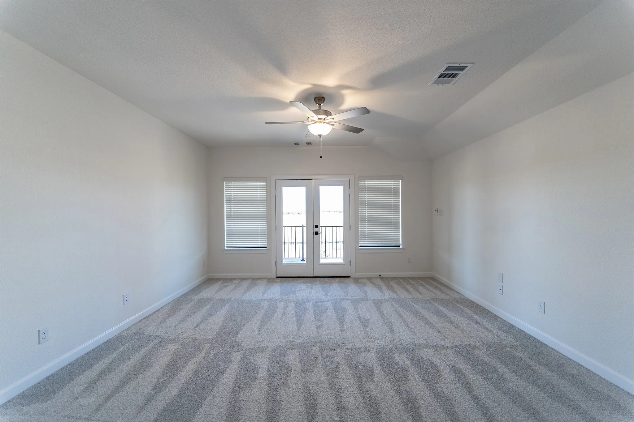 Single Family Residence For Sale in Rockwall County , 1818 Verona Lane, Mclendon Chisholm, Texas 75032, 5 Bedroom, 4 Bathroom, 3 Garage spaces, 4,052 Sqft, built in 2025, New Construction - Incomplete, mls#21209427, Real Estate Agent in Mclendon Chisholm, Homes For Sale in Rockwall county, Homes For Sale in Mclendon Chisholm, Realtor in Mclendon Chisholm Texas, Real Estate Brokerage Independent Realty Texas, Luminita Cordes Realtor