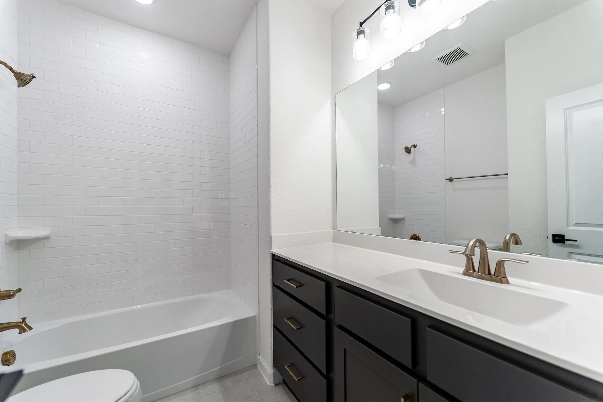Single Family Residence For Sale in Rockwall County , 1818 Verona Lane, Mclendon Chisholm, Texas 75032, 5 Bedroom, 4 Bathroom, 3 Garage spaces, 4,052 Sqft, built in 2025, New Construction - Incomplete, mls#21209427, Real Estate Agent in Mclendon Chisholm, Homes For Sale in Rockwall county, Homes For Sale in Mclendon Chisholm, Realtor in Mclendon Chisholm Texas, Real Estate Brokerage Independent Realty Texas, Luminita Cordes Realtor