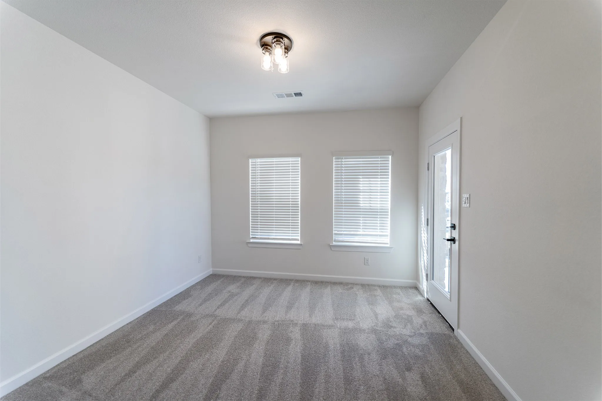 Single Family Residence For Sale in Rockwall County , 1814 Verona Lane, Mclendon Chisholm, Texas 75032, 4 Bedroom, 4 Bathroom, 3 Garage spaces, 3,712 Sqft, built in 2025, New Construction - Complete, mls#21209410, Real Estate Agent in Mclendon Chisholm, Homes For Sale in Rockwall county, Homes For Sale in Mclendon Chisholm, Realtor in Mclendon Chisholm Texas, Real Estate Brokerage Independent Realty Texas, Luminita Cordes Realtor