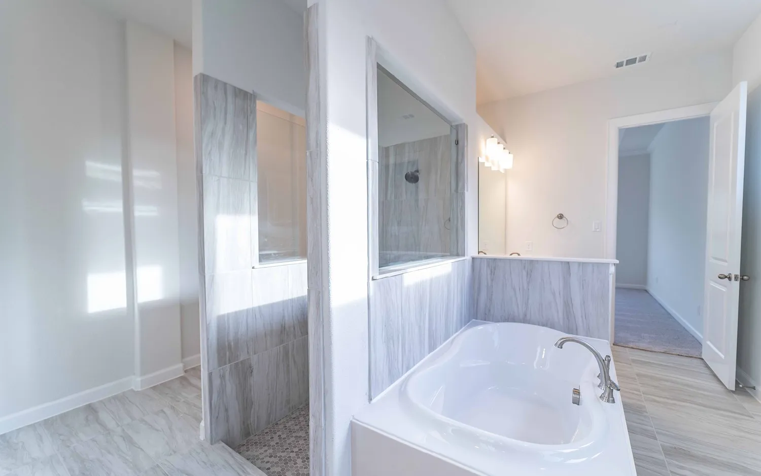 Single Family Residence For Sale in Rockwall County , 1855 Navarre Way, Mclendon Chisholm, Texas 75032, 4 Bedroom, 4 Bathroom, Garage spaces, 2,968 Sqft, built in 2022, New Construction - Complete, Price $610,422, mls#21209478, Real Estate Agent in Mclendon Chisholm, Homes For Sale in Rockwall county, Homes For Sale in Mclendon Chisholm, Realtor in Mclendon Chisholm Texas, Real Estate Brokerage Independent Realty Texas, Luminita Cordes Realtor