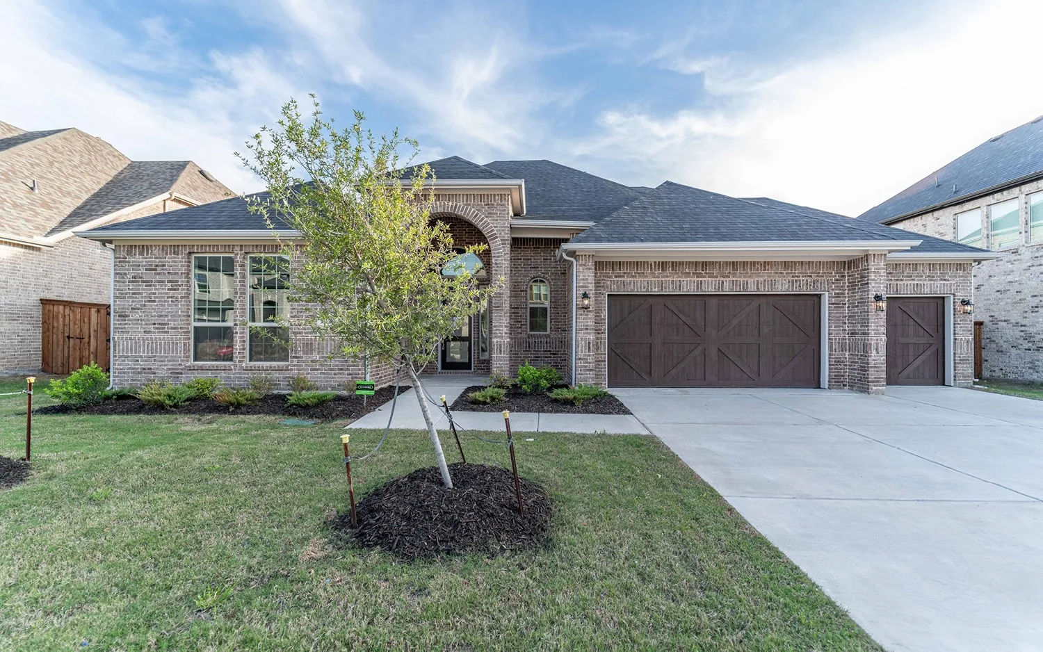 Single Family Residence For Sale in Rockwall County , 1855 Navarre Way, Mclendon Chisholm, Texas 75032, 4 Bedroom, 4 Bathroom, Garage spaces, 2,968 Sqft, built in 2022, New Construction - Complete, Price $610,422, mls#21209478, Real Estate Agent in Mclendon Chisholm, Homes For Sale in Rockwall county, Homes For Sale in Mclendon Chisholm, Realtor in Mclendon Chisholm Texas, Real Estate Brokerage Independent Realty Texas, Luminita Cordes Realtor