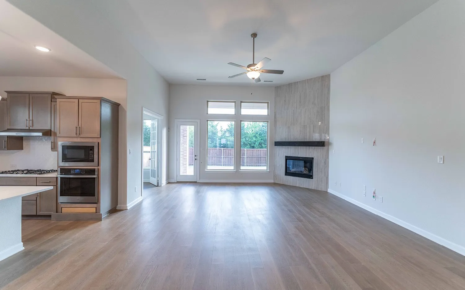 Single Family Residence For Sale in Rockwall County , 1855 Navarre Way, Mclendon Chisholm, Texas 75032, 4 Bedroom, 4 Bathroom, Garage spaces, 2,968 Sqft, built in 2022, New Construction - Complete, Price $610,422, mls#21209478, Real Estate Agent in Mclendon Chisholm, Homes For Sale in Rockwall county, Homes For Sale in Mclendon Chisholm, Realtor in Mclendon Chisholm Texas, Real Estate Brokerage Independent Realty Texas, Luminita Cordes Realtor