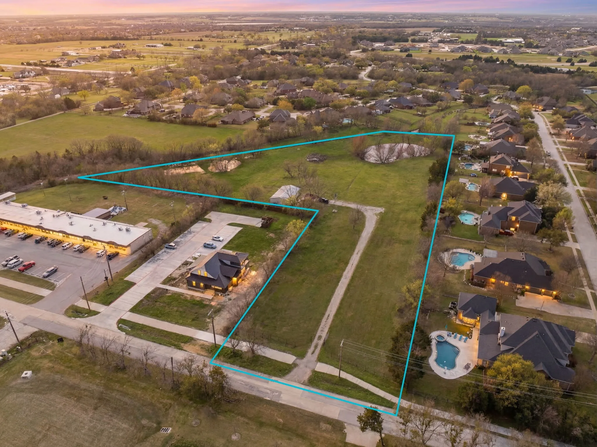 Improved Land For Sale in Rockwall County , 313 Hubbard Drive, Heath, Texas 75032, 0, 0, Garage spaces, 0 Sqft, built in 1980, Price $1,100,000, mls#21209463, Real Estate Agent in Heath, Homes For Sale in Rockwall county, Homes For Sale in Heath, Realtor in Heath Texas, Real Estate Brokerage Independent Realty Texas, Luminita Cordes Realtor