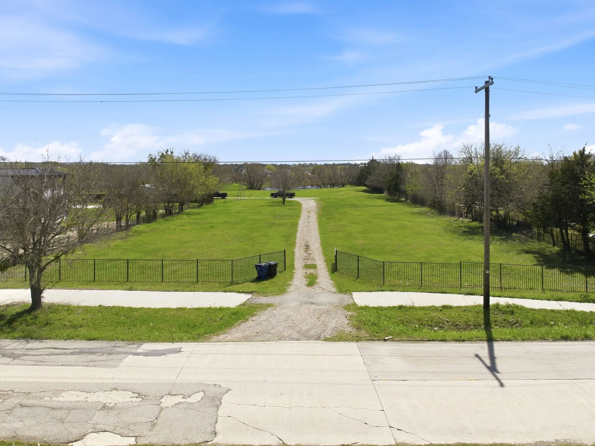 Improved Land For Sale in Rockwall County , 313 Hubbard Drive, Heath, Texas 75032, 0, 0, Garage spaces, 0 Sqft, built in 1980, Price $1,100,000, mls#21209463, Real Estate Agent in Heath, Homes For Sale in Rockwall county, Homes For Sale in Heath, Realtor in Heath Texas, Real Estate Brokerage Independent Realty Texas, Luminita Cordes Realtor