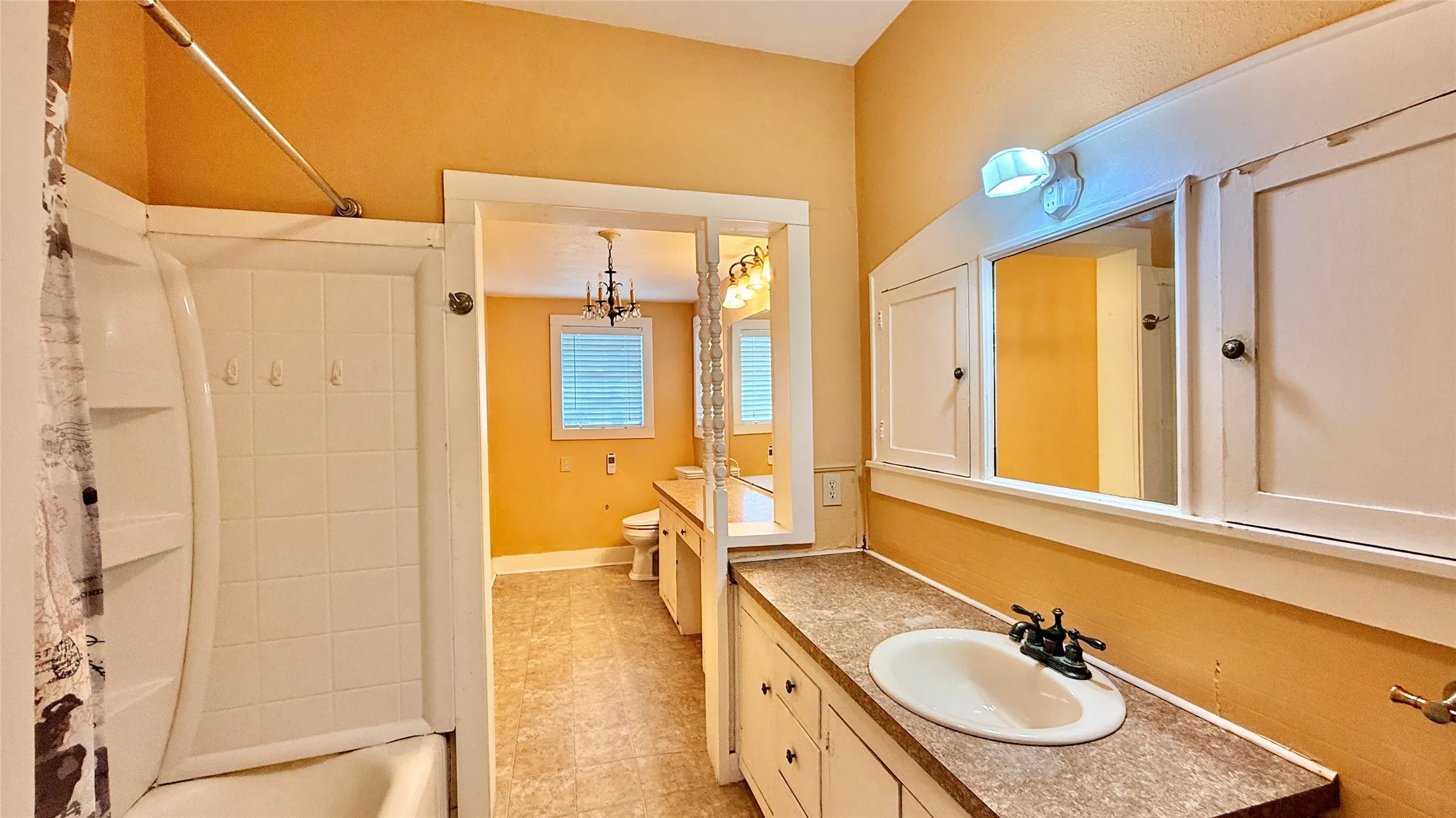 Single Family Residence For Sale in Young County , 1122 4th Street, Graham, Texas 76450, 3 Bedroom, 1 Bathroom, Garage spaces, 2,274 Sqft, built in 1940, Price $179,500, mls#21209479, Real Estate Agent in Graham, Homes For Sale in Young county, Homes For Sale in Graham, Realtor in Graham Texas, Real Estate Brokerage Independent Realty Texas, Luminita Cordes Realtor