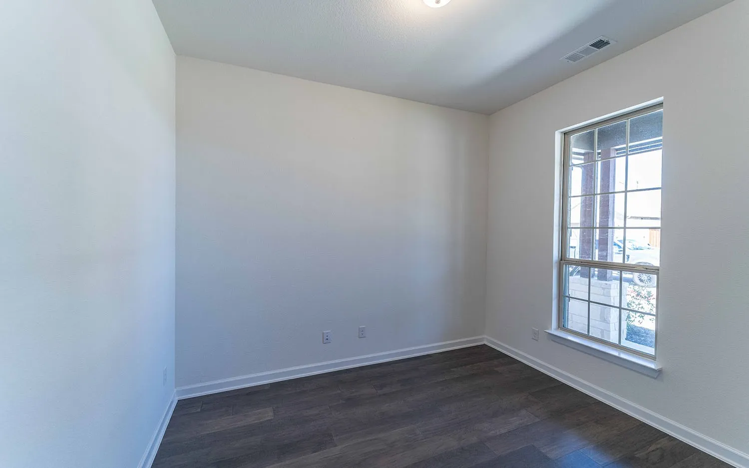 Single Family Residence For Sale in Rockwall County , 1855 Verona Lane, Mclendon Chisholm, Texas 75032, 4 Bedroom, 3 Bathroom, 3 Garage spaces, 3,545 Sqft, built in 2023, New Construction - Complete, Price $698,297, mls#21209516, Real Estate Agent in Mclendon Chisholm, Homes For Sale in Rockwall county, Homes For Sale in Mclendon Chisholm, Realtor in Mclendon Chisholm Texas, Real Estate Brokerage Independent Realty Texas, Luminita Cordes Realtor
