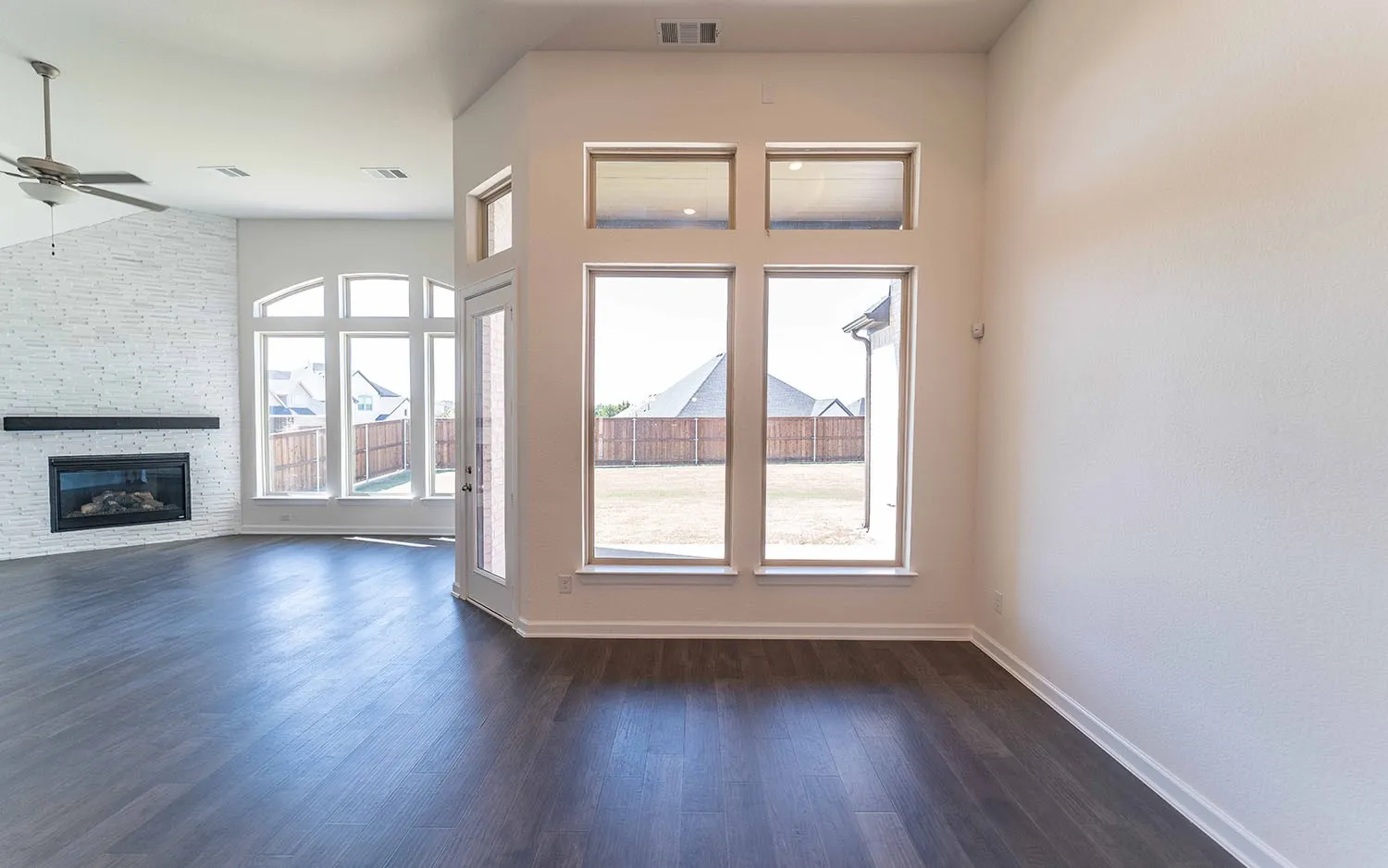 Single Family Residence For Sale in Rockwall County , 1855 Verona Lane, Mclendon Chisholm, Texas 75032, 4 Bedroom, 3 Bathroom, 3 Garage spaces, 3,545 Sqft, built in 2023, New Construction - Complete, Price $698,297, mls#21209516, Real Estate Agent in Mclendon Chisholm, Homes For Sale in Rockwall county, Homes For Sale in Mclendon Chisholm, Realtor in Mclendon Chisholm Texas, Real Estate Brokerage Independent Realty Texas, Luminita Cordes Realtor
