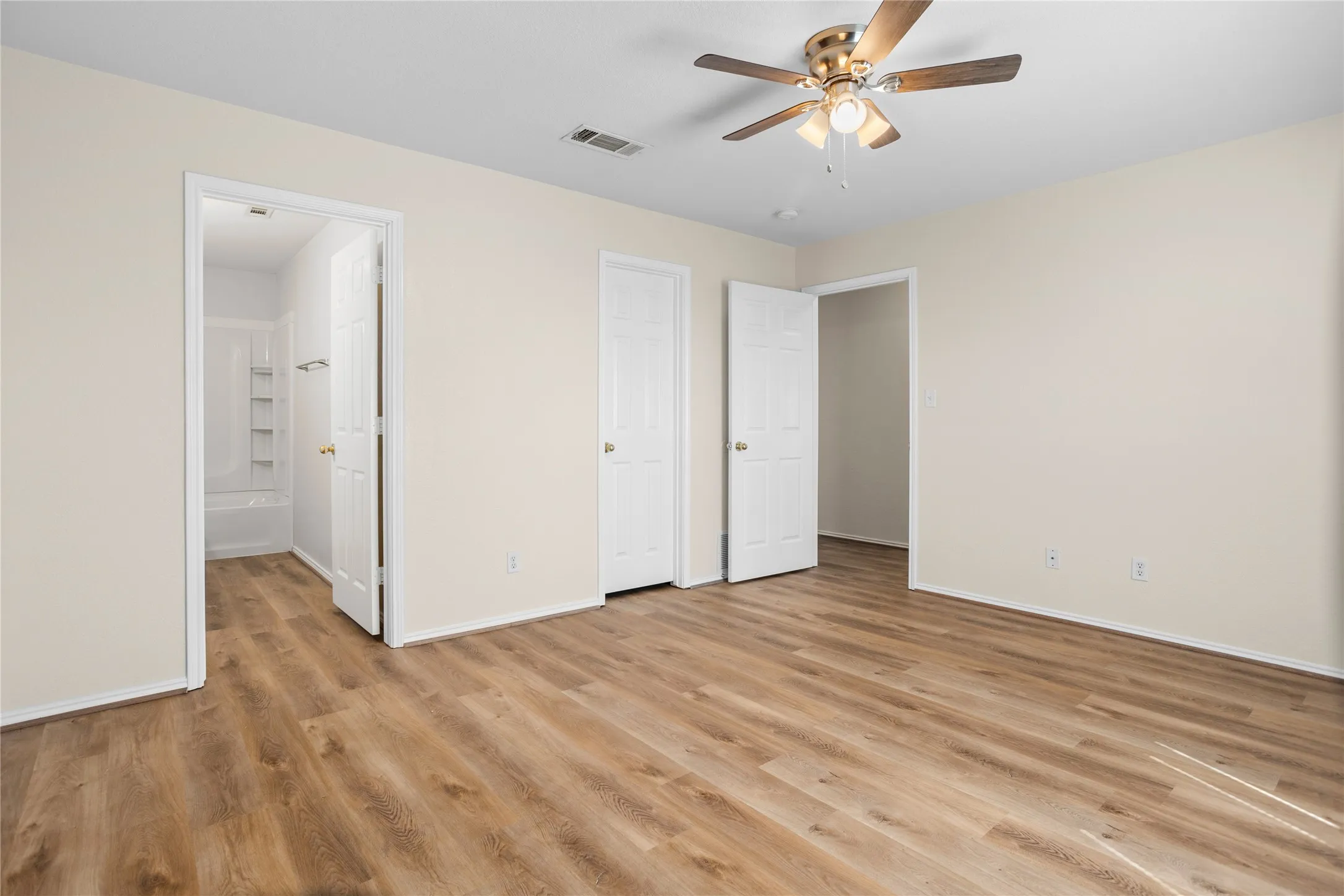 Quadruplex For Rent in Parker County , 757 Olive Branch Road, Brock, Texas 76087, 3 Bedroom, 2 Bathroom, Garage spaces, 1,115 Sqft, built in 2006, Preowned, Price $1,600, mls#21209556, Real Estate Agent in Brock, Homes For Rent in Parker county, Homes For Rent in Brock, Realtor in Brock Texas, Real Estate Brokerage Independent Realty Texas, Luminita Cordes Realtor