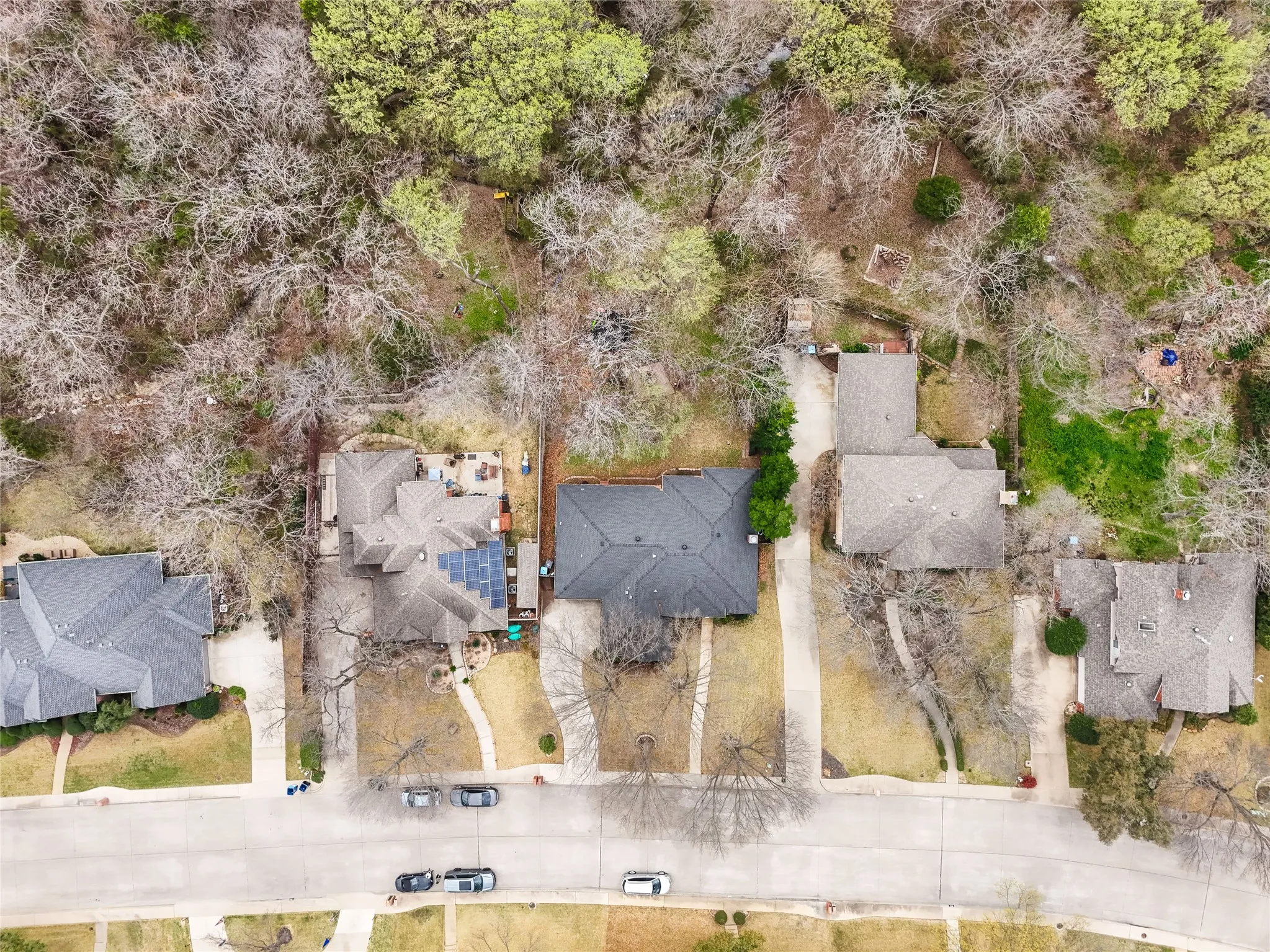 Single Family Residence For Sale in Dallas County , 822 Longmeadow Court, De Soto, Texas 75115, 4 Bedroom, 3 Bathroom, 2 Garage spaces, 2,520 Sqft, built in 1993, Preowned, mls#21194929, Real Estate Agent in De Soto, Homes For Sale in Dallas county, Homes For Sale in De Soto, Realtor in De Soto Texas, Real Estate Brokerage Independent Realty Texas, Luminita Cordes Realtor