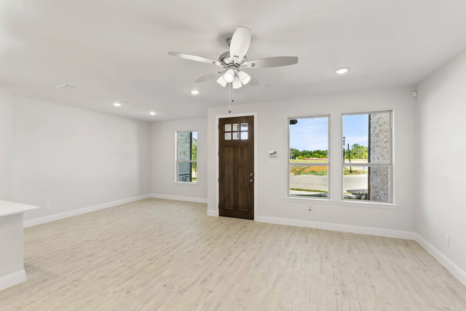 1983 Gentle Oak-Living Room-3
