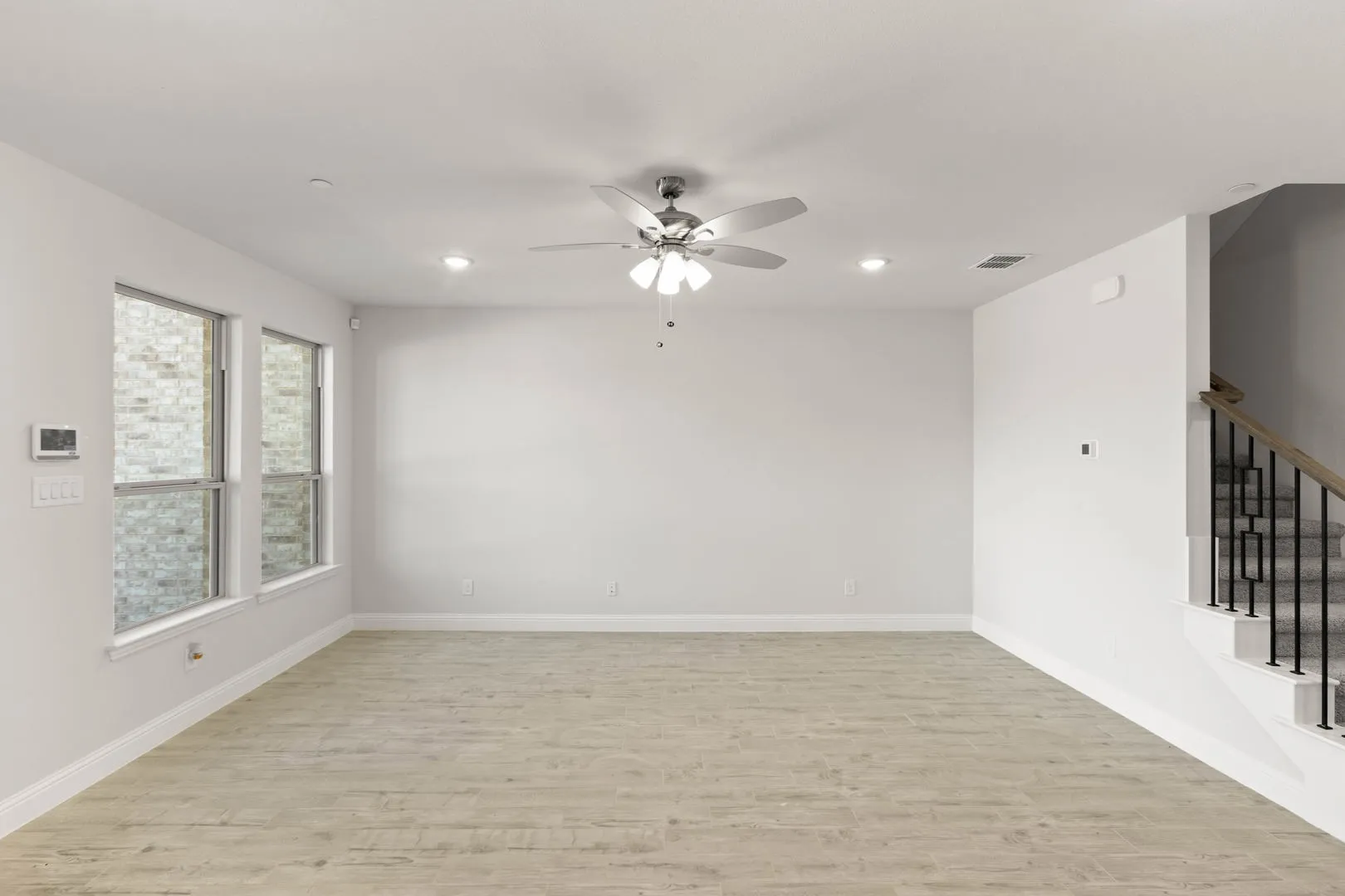 1983 Gentle Oak-Living Room-4