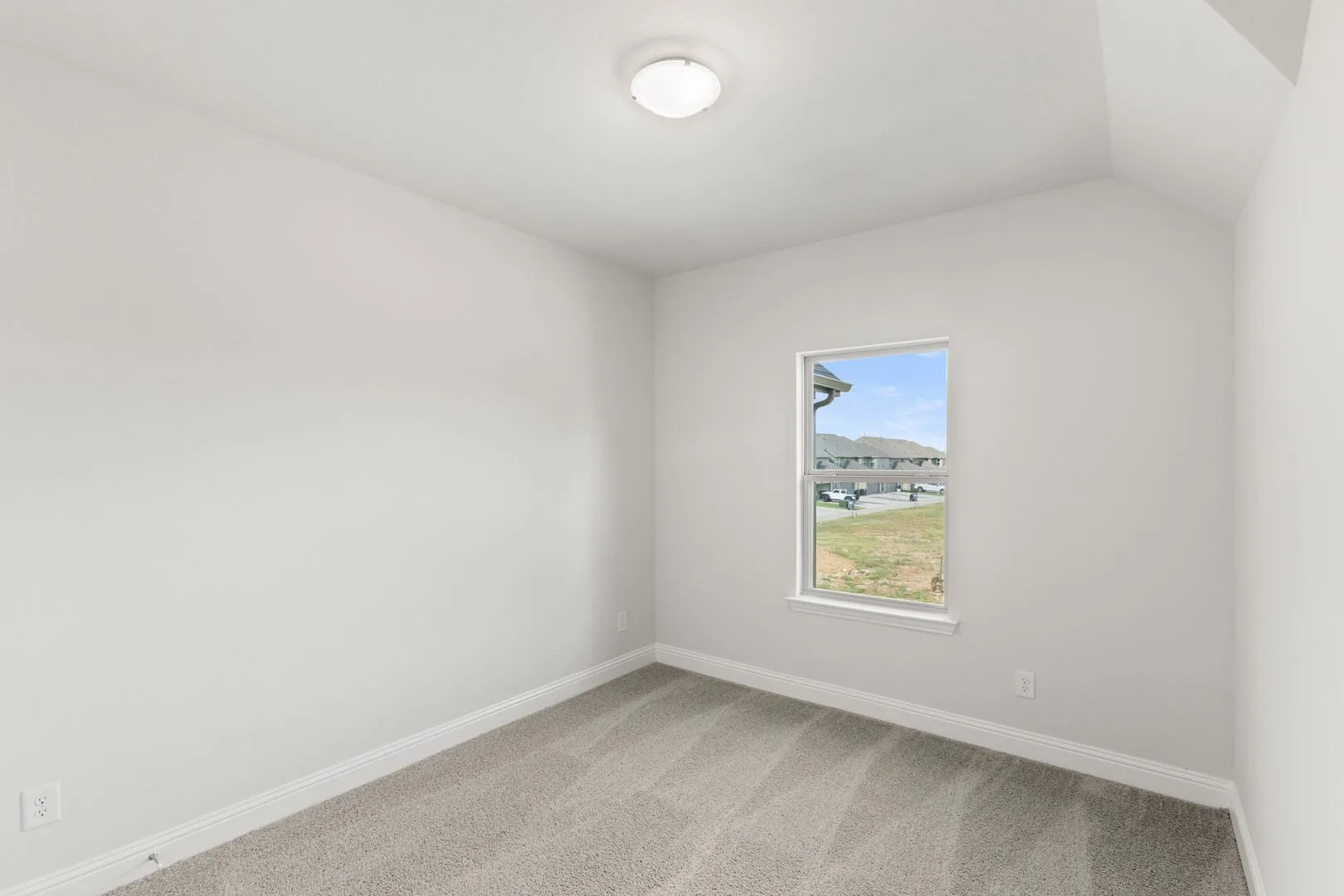 1983 Gentle Oak-Bedroom-1