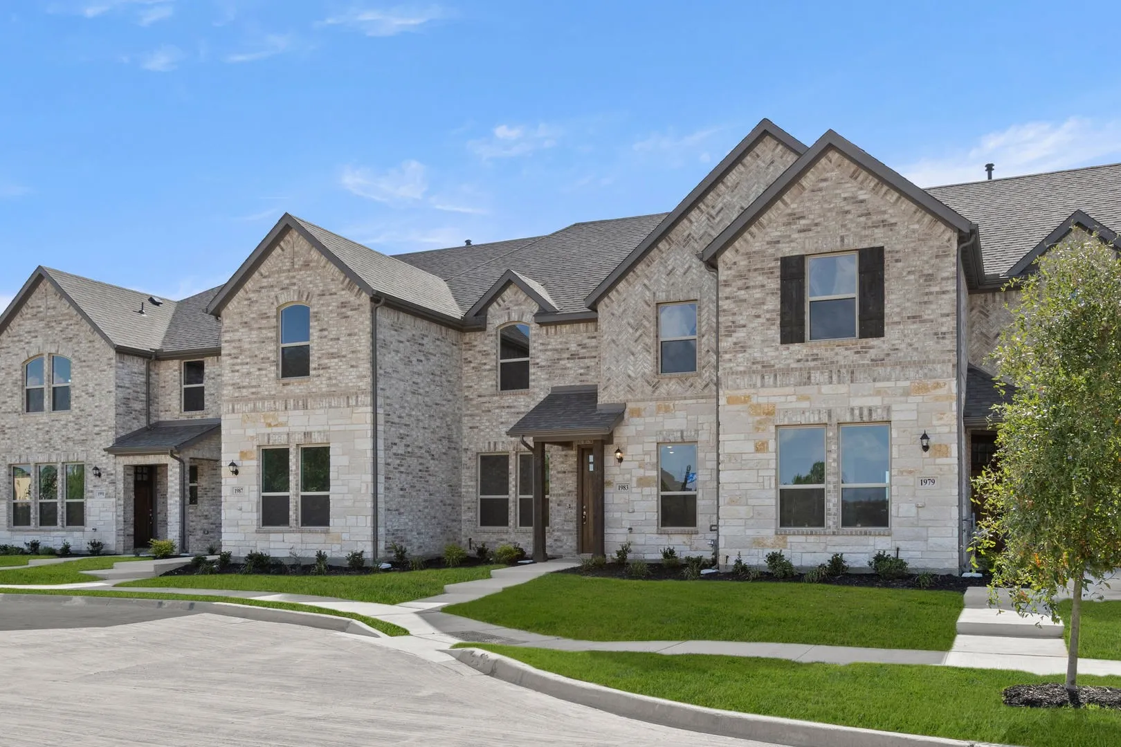 1983 Gentle Oak-Front-2