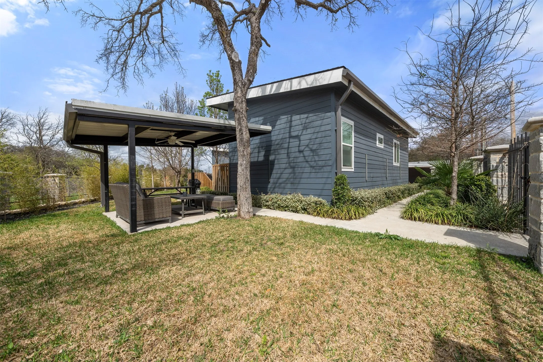 Single Family Residence For Sale in Bosque County , TBD County Road 1700, Clifton, Texas 76634, 7 Bedrooms, 6 Bathrooms, Garage spaces, 3,632 Sqft, built in 2006, Price $1,375,000, mls#21209489, Real Estate Agent in Clifton, Homes For Sale in Bosque county, Homes For Sale in Clifton, Realtor in Clifton Texas, Real Estate Brokerage Independent Realty Texas, Luminita Cordes Realtor