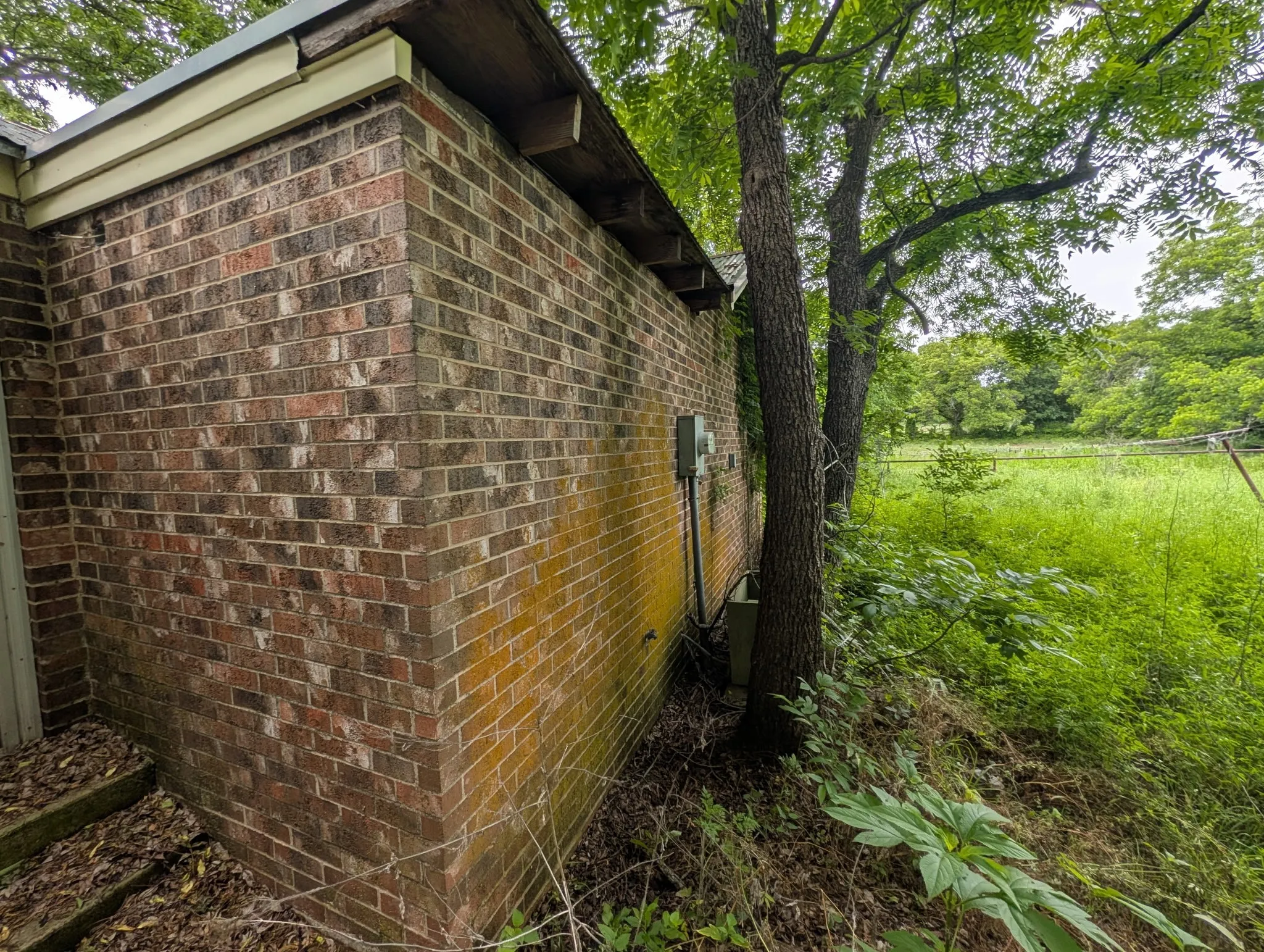 Farm For Sale in Brown County , 602 Avenue H, Blanket, Texas 76432, 3 Bedrooms, 2 Bathrooms, Garage spaces, 1,412 Sqft, built in 0, Preowned, Price $85,000, mls#21209726, Real Estate Agent in Blanket, Homes For Sale in Brown county, Homes For Sale in Blanket, Realtor in Blanket Texas, Real Estate Brokerage Independent Realty Texas, Luminita Cordes Realtor