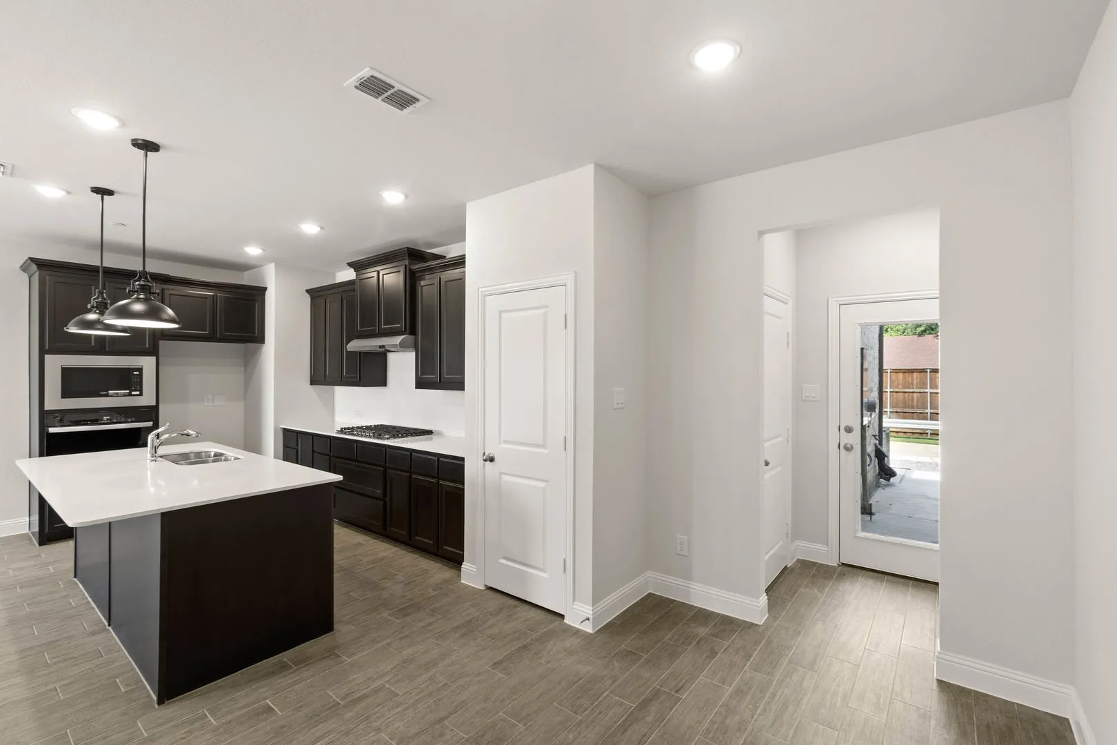 1987 Gentle Oak-Primary Suite-4