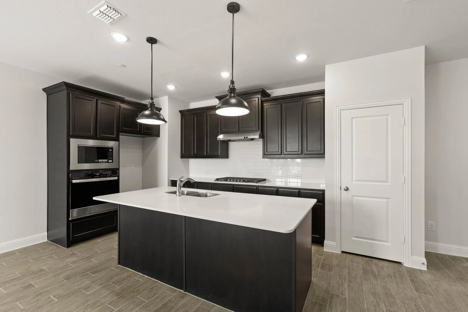 1987 Gentle Oak-Kitchen-1