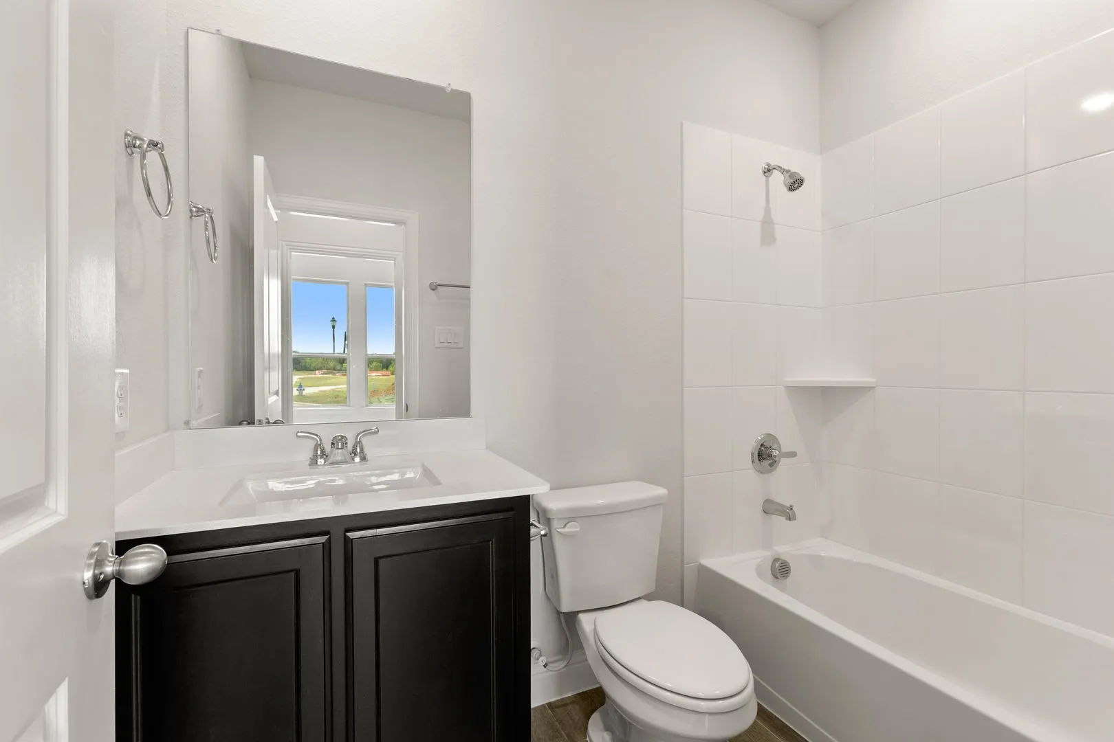 1987 Gentle Oak-Bathroom-1
