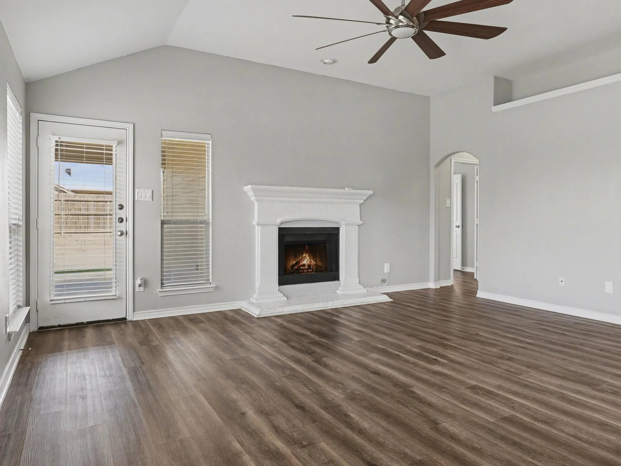 Single Family Residence For Sale in Kaufman County , 152 Doe Meadow Lane, Forney, Texas 75126, 4 Bedroom, 2 Bathroom, 2 Garage spaces, 1,592 Sqft, built in 2012, mls#21203468, Real Estate Agent in Forney, Homes For Sale in Kaufman county, Homes For Sale in Forney, Realtor in Forney Texas, Real Estate Brokerage Independent Realty Texas, Luminita Cordes Realtor
