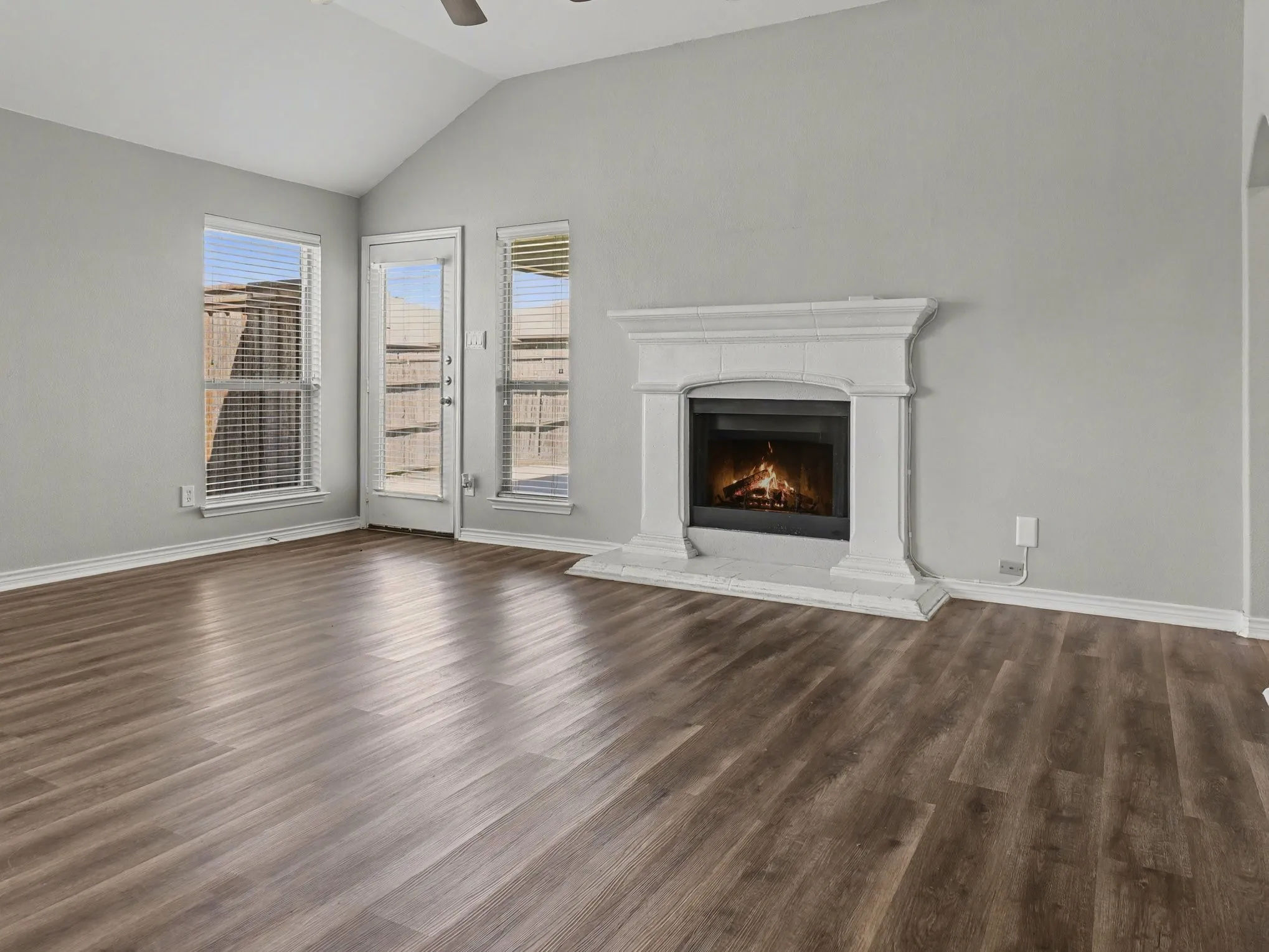 Single Family Residence For Sale in Kaufman County , 152 Doe Meadow Lane, Forney, Texas 75126, 4 Bedroom, 2 Bathroom, 2 Garage spaces, 1,592 Sqft, built in 2012, mls#21203468, Real Estate Agent in Forney, Homes For Sale in Kaufman county, Homes For Sale in Forney, Realtor in Forney Texas, Real Estate Brokerage Independent Realty Texas, Luminita Cordes Realtor
