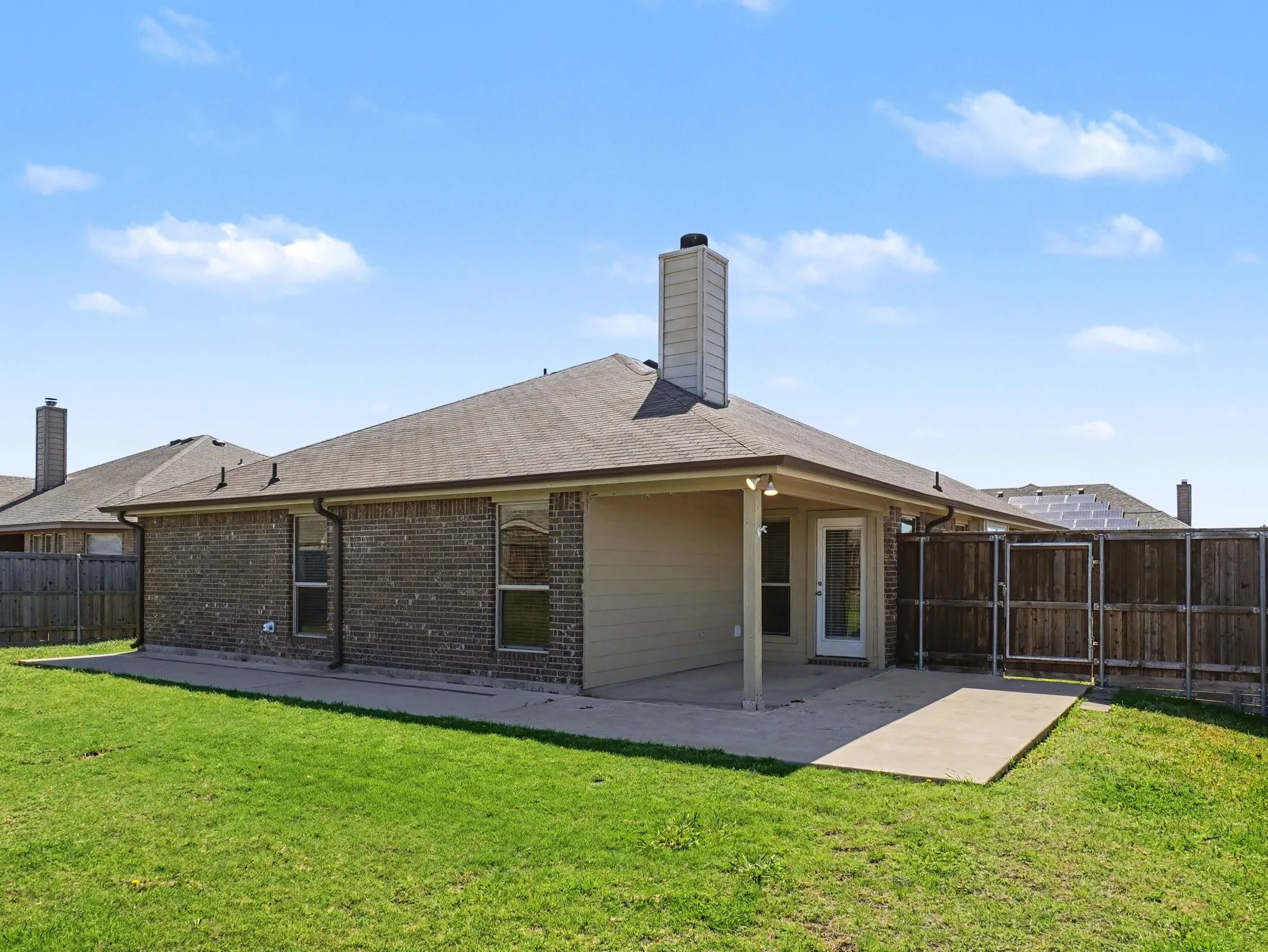 Single Family Residence For Sale in Kaufman County , 152 Doe Meadow Lane, Forney, Texas 75126, 4 Bedroom, 2 Bathroom, 2 Garage spaces, 1,592 Sqft, built in 2012, mls#21203468, Real Estate Agent in Forney, Homes For Sale in Kaufman county, Homes For Sale in Forney, Realtor in Forney Texas, Real Estate Brokerage Independent Realty Texas, Luminita Cordes Realtor