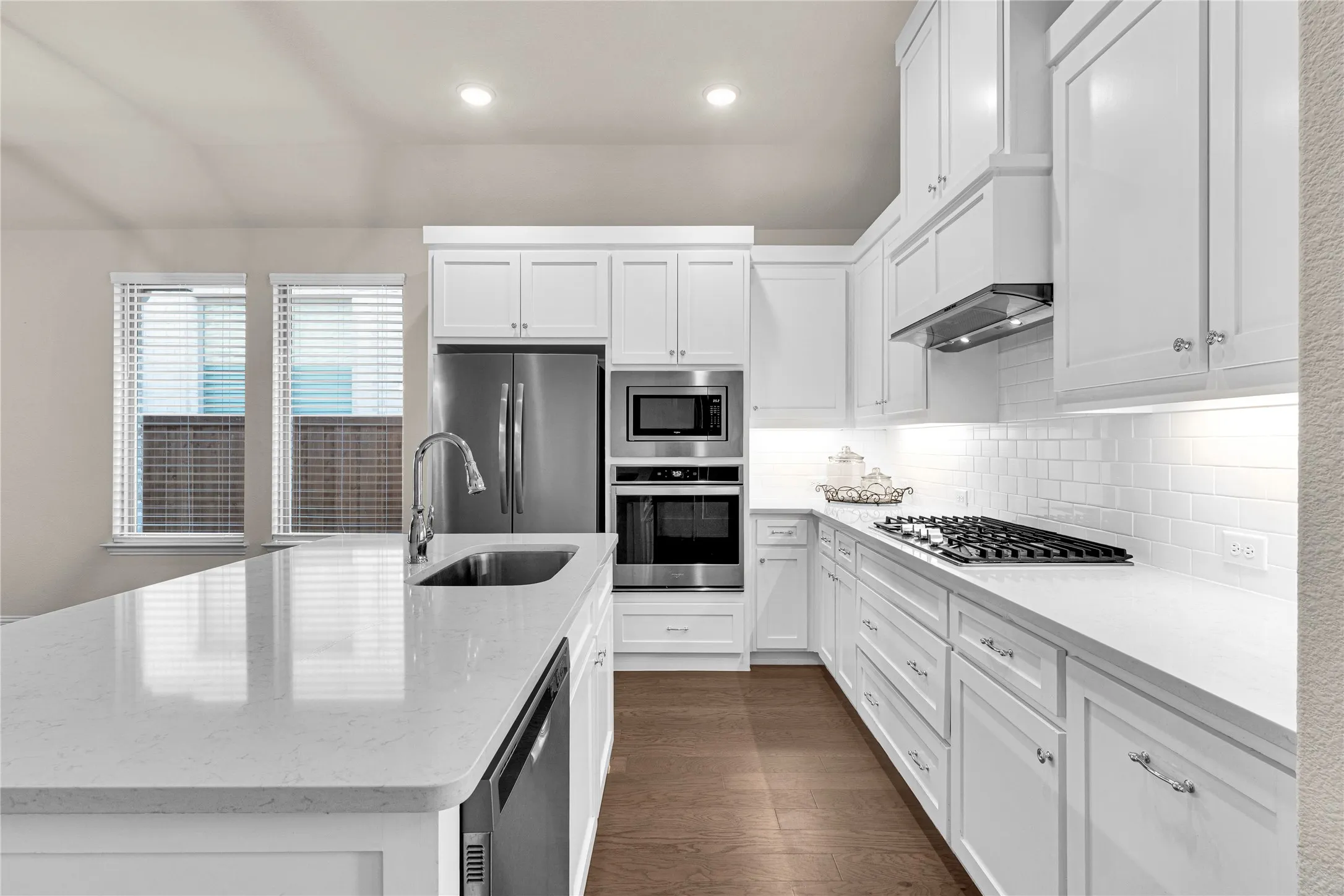 Single Family Residence For Sale in Collin County , 3816 Ironbark Way, Mc Kinney, Texas 75071, 4 Bedroom, 2 Bathroom, 2 Garage spaces, 2,049 Sqft, built in 2020, mls#21208364, Real Estate Agent in Mc Kinney, Homes For Sale in Collin county, Homes For Sale in Mc Kinney, Realtor in Mc Kinney Texas, Real Estate Brokerage Independent Realty Texas, Luminita Cordes Realtor