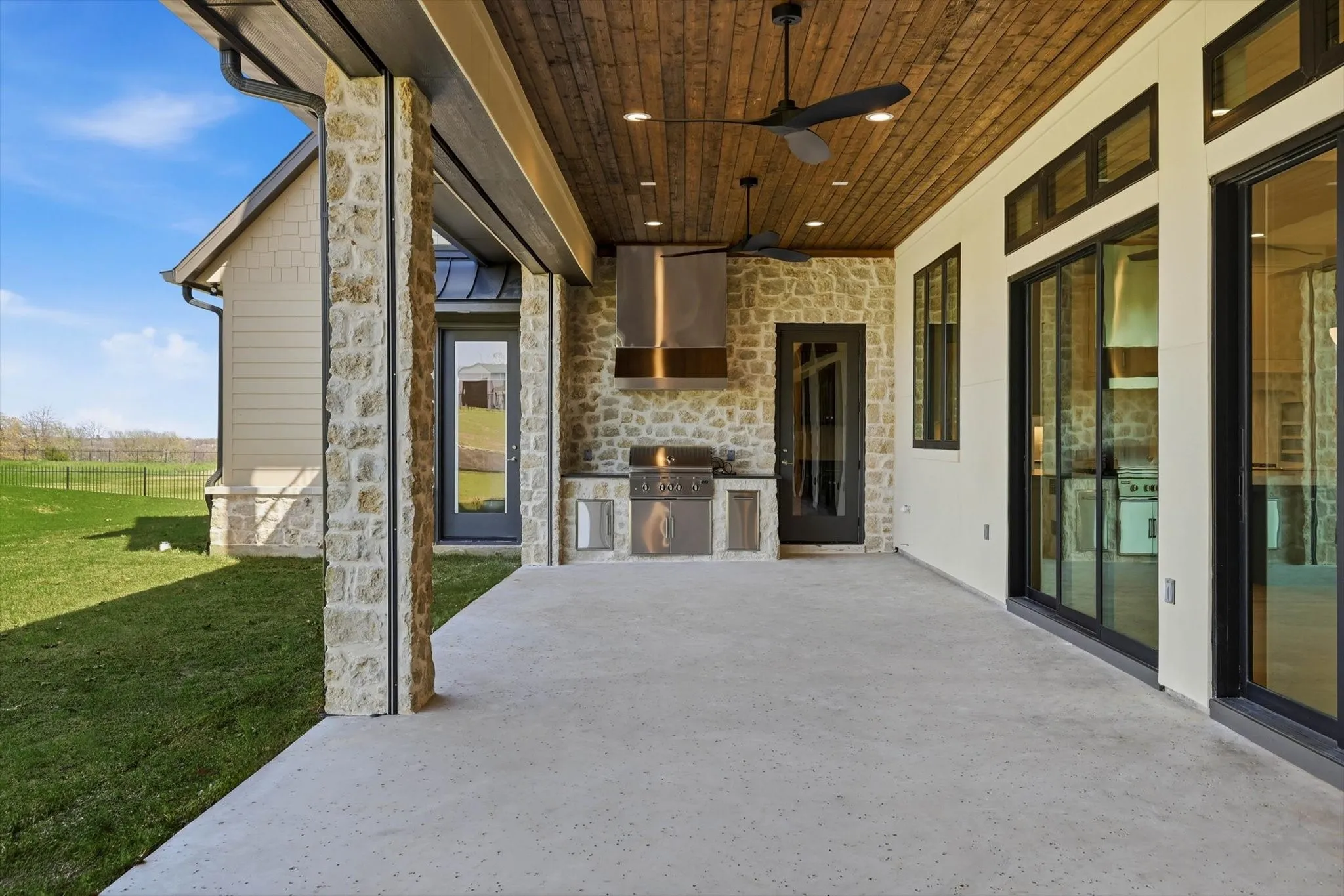Single Family Residence For Sale in Denton County , 1401 Brian Street, Bartonville, Texas 76226, 5 Bedroom, 8 Bathroom, 4 Garage spaces, 6,189 Sqft, built in 2026, mls#21209524, Real Estate Agent in Bartonville, Homes For Sale in Denton county, Homes For Sale in Bartonville, Realtor in Bartonville Texas, Real Estate Brokerage Independent Realty Texas, Luminita Cordes Realtor