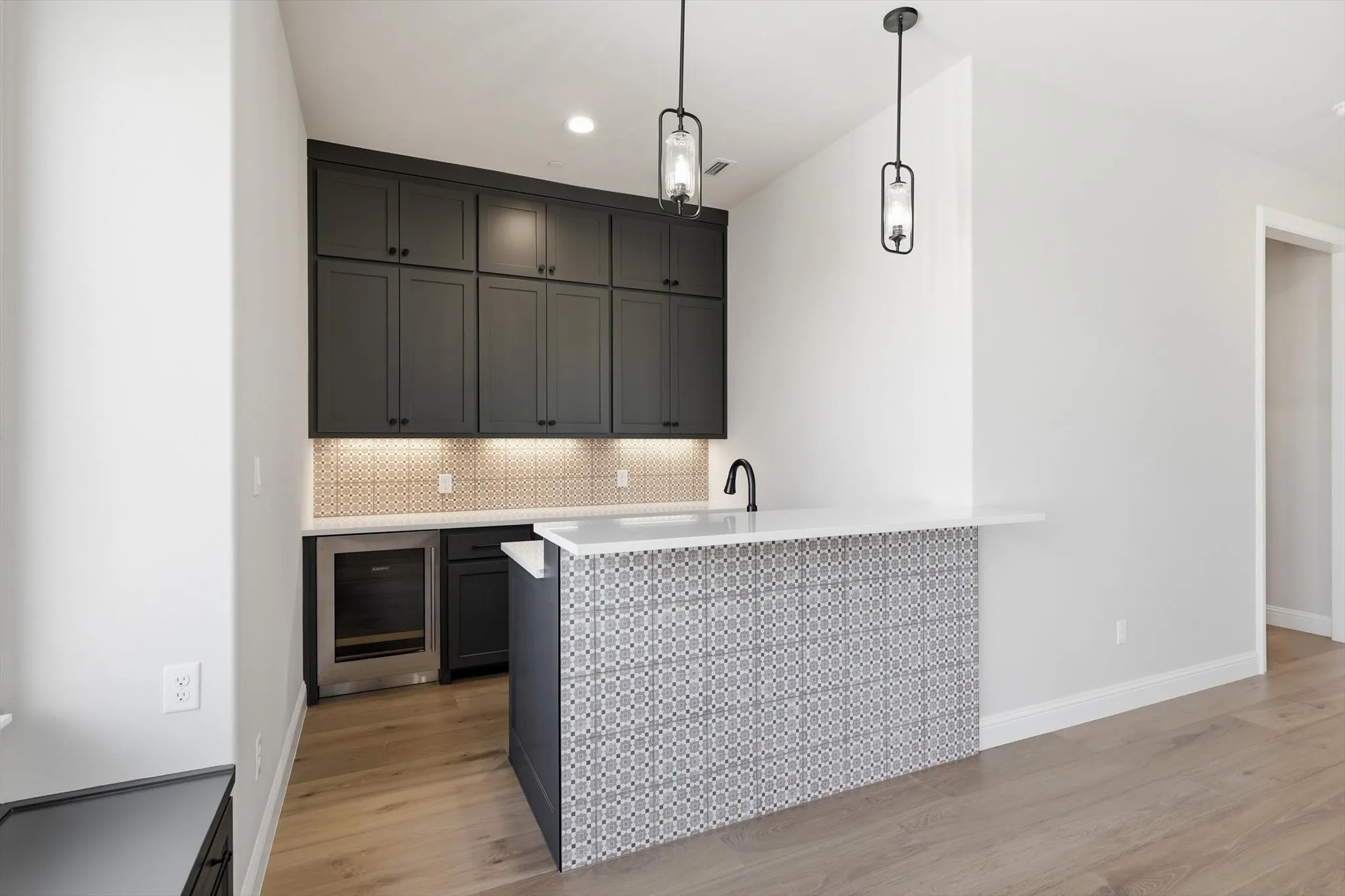 Single Family Residence For Sale in Denton County , 1401 Brian Street, Bartonville, Texas 76226, 5 Bedroom, 8 Bathroom, 4 Garage spaces, 6,189 Sqft, built in 2026, mls#21209524, Real Estate Agent in Bartonville, Homes For Sale in Denton county, Homes For Sale in Bartonville, Realtor in Bartonville Texas, Real Estate Brokerage Independent Realty Texas, Luminita Cordes Realtor