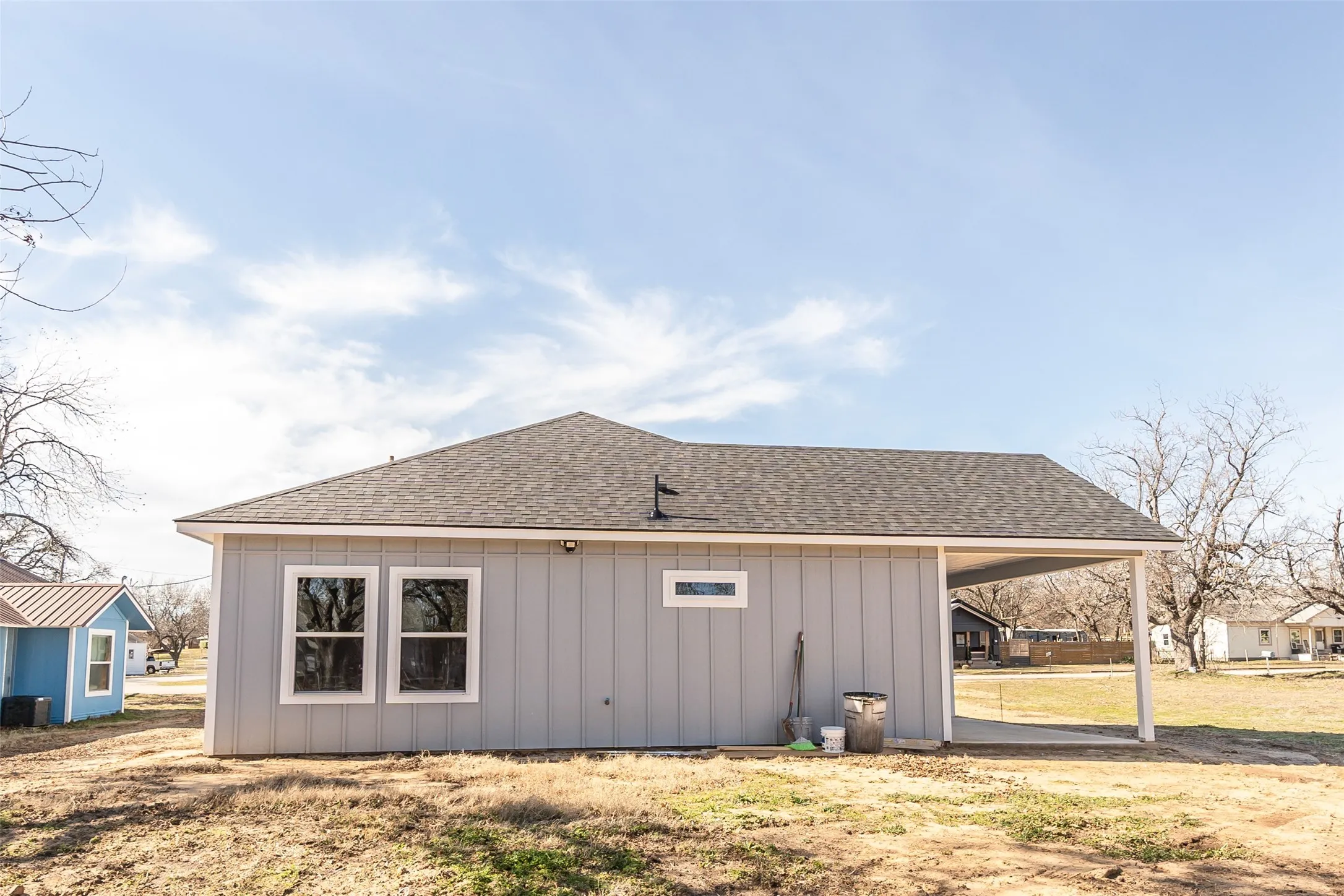 Single Family Residence For Sale in Montague County , 307 Bonham Street, Nocona, Texas 76255, 3 Bedroom, 2 Bathroom, Garage spaces, 1,587 Sqft, built in 2024, Preowned, mls#21209503, Real Estate Agent in Nocona, Homes For Sale in Montague county, Homes For Sale in Nocona, Realtor in Nocona Texas, Real Estate Brokerage Independent Realty Texas, Luminita Cordes Realtor