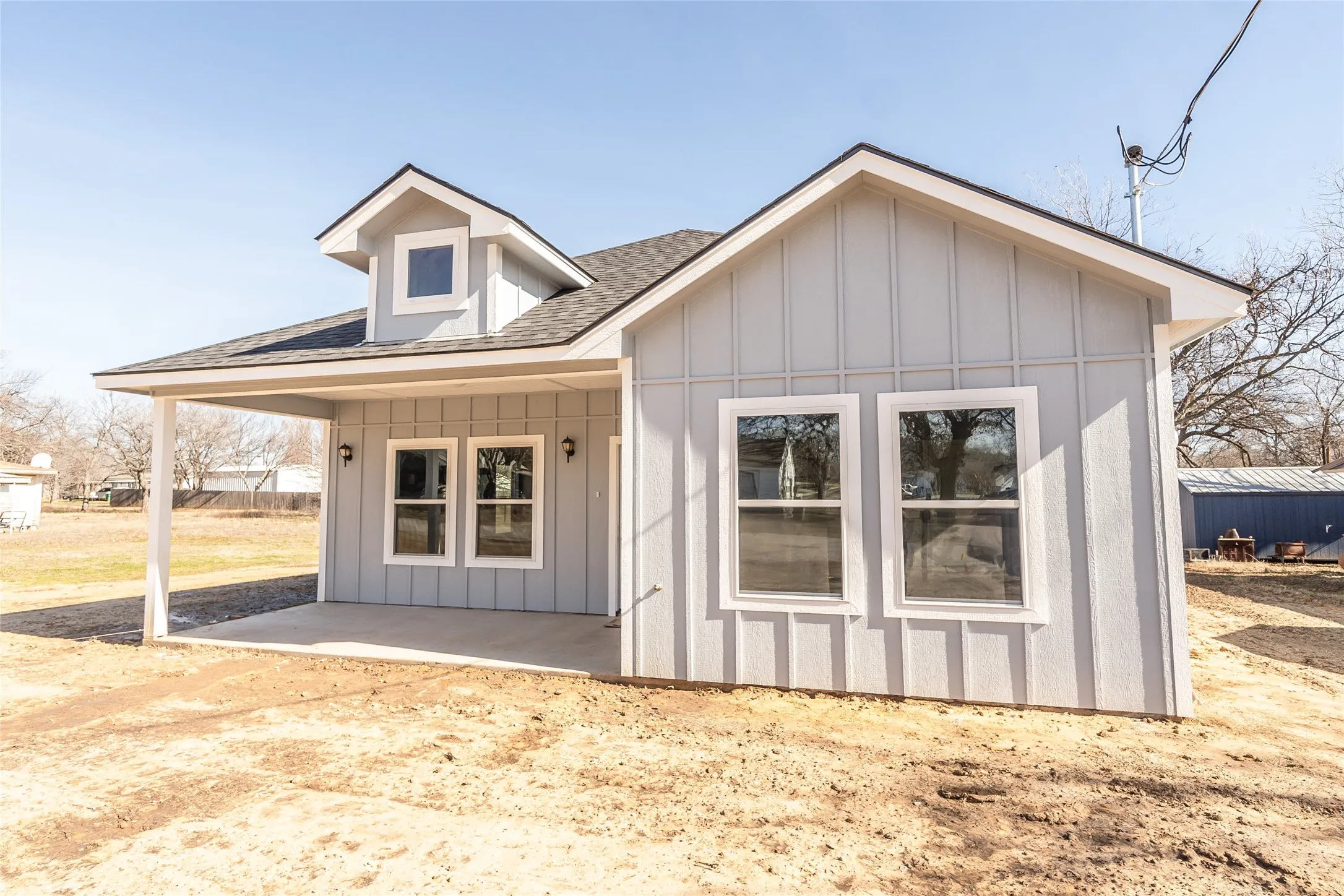 Single Family Residence For Sale in Montague County , 307 Bonham Street, Nocona, Texas 76255, 3 Bedroom, 2 Bathroom, Garage spaces, 1,587 Sqft, built in 2024, Preowned, mls#21209503, Real Estate Agent in Nocona, Homes For Sale in Montague county, Homes For Sale in Nocona, Realtor in Nocona Texas, Real Estate Brokerage Independent Realty Texas, Luminita Cordes Realtor