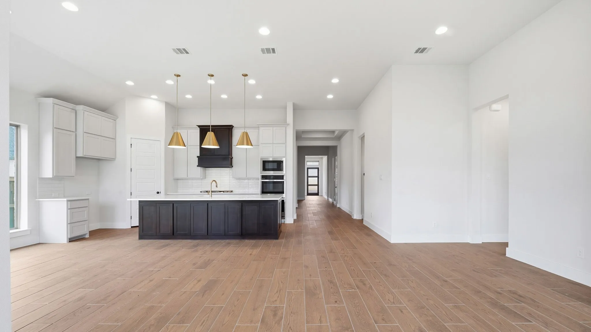 Single Family Residence For Sale in Collin County , 1816 Greenwich Lane, Celina, Texas 75009, 4 Bedroom, 4 Bathroom, 2 Garage spaces, 2,911 Sqft, built in 2026, New Construction - Incomplete, mls#21209981, Real Estate Agent in Celina, Homes For Sale in Collin county, Homes For Sale in Celina, Realtor in Celina Texas, Real Estate Brokerage Independent Realty Texas, Luminita Cordes Realtor