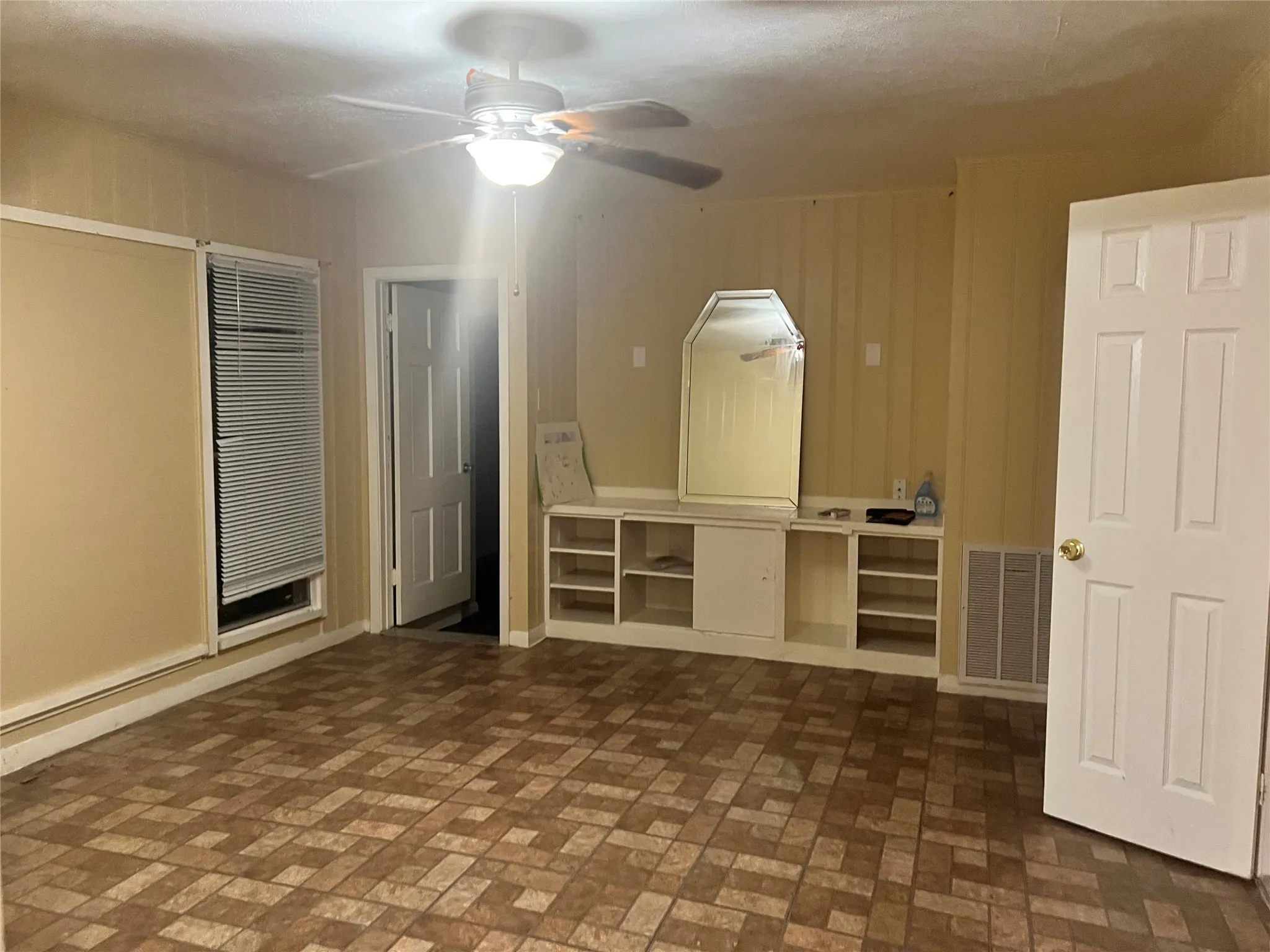 Improved Land For Sale in Dallas County , 8130 Lakeview Parkway, Rowlett, Texas 75088, 0, 0, Garage spaces, 0 Sqft, built in 1952, mls#21209988, Real Estate Agent in Rowlett, Homes For Sale in Dallas county, Homes For Sale in Rowlett, Realtor in Rowlett Texas, Real Estate Brokerage Independent Realty Texas, Luminita Cordes Realtor