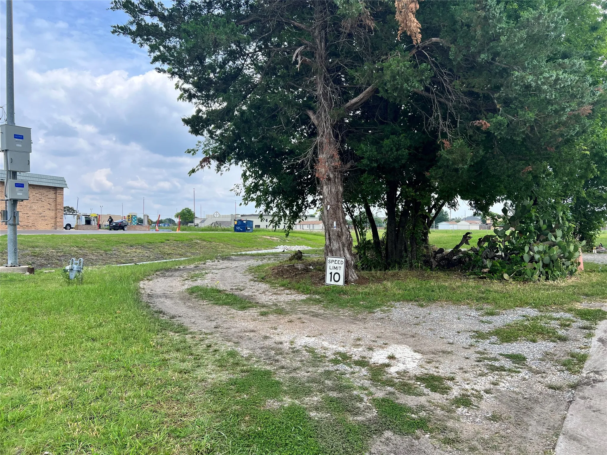 Improved Land For Sale in Dallas County , 8130 Lakeview Parkway, Rowlett, Texas 75088, 0, 0, Garage spaces, 0 Sqft, built in 1952, mls#21209988, Real Estate Agent in Rowlett, Homes For Sale in Dallas county, Homes For Sale in Rowlett, Realtor in Rowlett Texas, Real Estate Brokerage Independent Realty Texas, Luminita Cordes Realtor