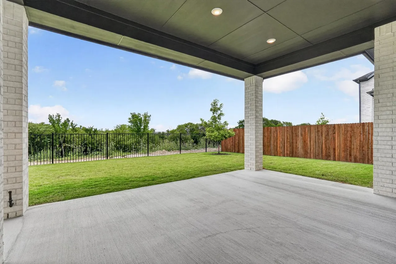Single Family Residence For Sale in Denton County , 933 Pelotazo Avenue, Fort Worth, Texas 76247, 4 Bedroom, 5 Bathroom, 3 Garage spaces, 3,649 Sqft, built in 2026, New Construction - Incomplete, mls#21210020, Real Estate Agent in Fort Worth, Homes For Sale in Denton county, Homes For Sale in Fort Worth, Realtor in Fort Worth Texas, Real Estate Brokerage Independent Realty Texas, Luminita Cordes Realtor