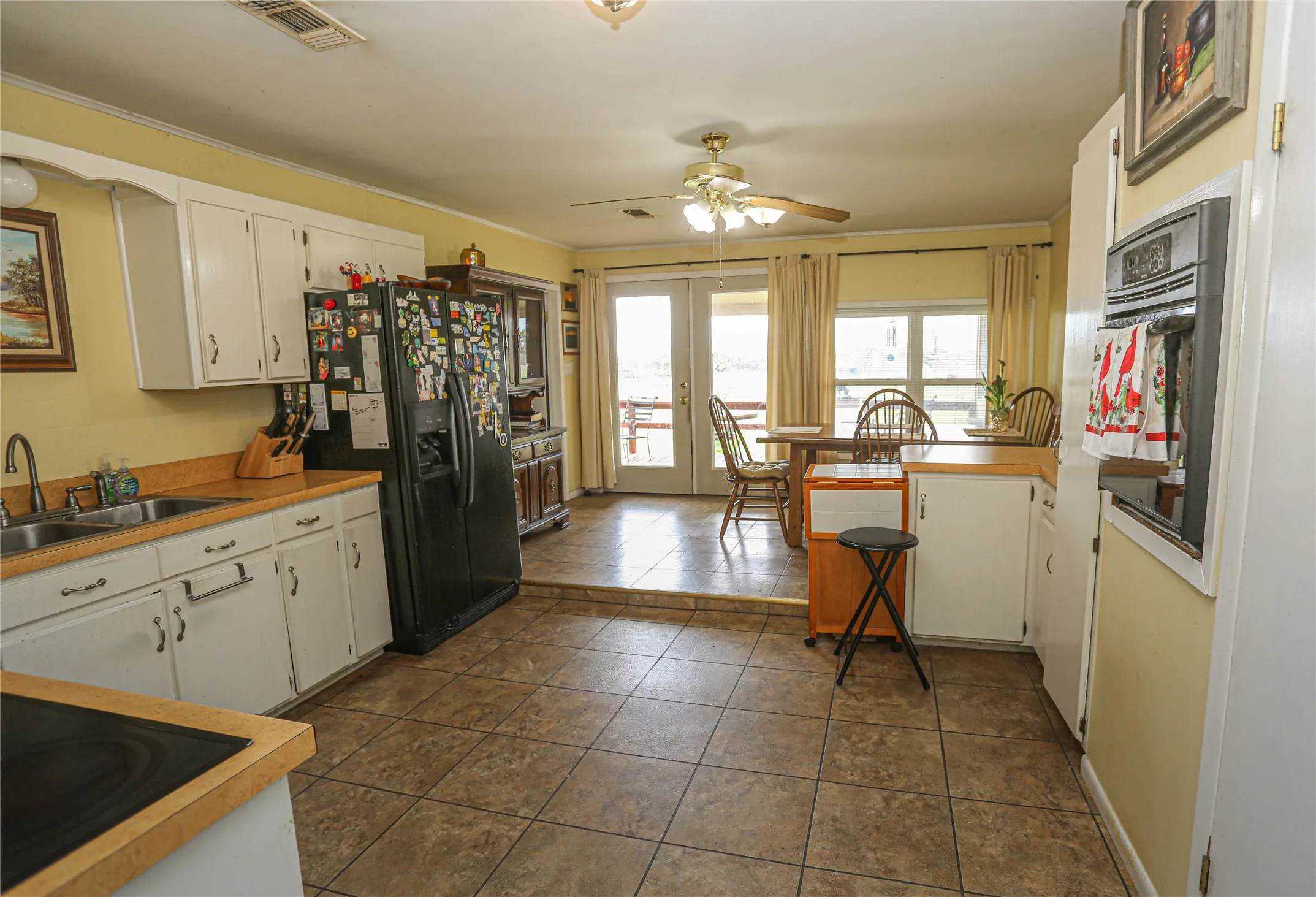Farm For Sale in Comanche County , 12301 HWY 36, Comanche, Texas 76442, 3 Bedroom, 2 Bathroom, Garage spaces, 2,212 Sqft, built in 1940, mls#21209423, Real Estate Agent in Comanche, Homes For Sale in Comanche county, Homes For Sale in Comanche, Realtor in Comanche Texas, Real Estate Brokerage Independent Realty Texas, Luminita Cordes Realtor