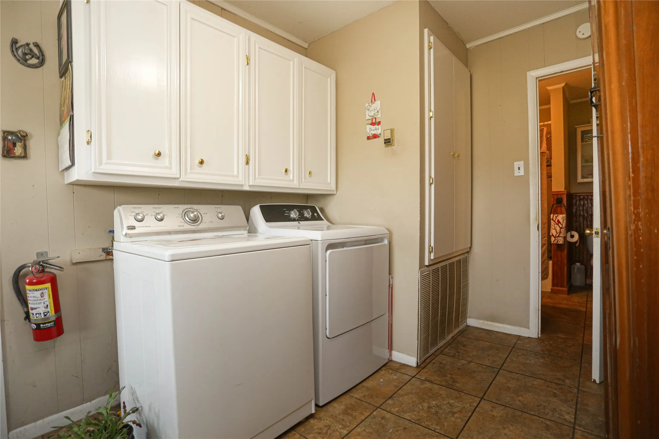 Farm For Sale in Comanche County , 12301 HWY 36, Comanche, Texas 76442, 3 Bedroom, 2 Bathroom, Garage spaces, 2,212 Sqft, built in 1940, mls#21209423, Real Estate Agent in Comanche, Homes For Sale in Comanche county, Homes For Sale in Comanche, Realtor in Comanche Texas, Real Estate Brokerage Independent Realty Texas, Luminita Cordes Realtor