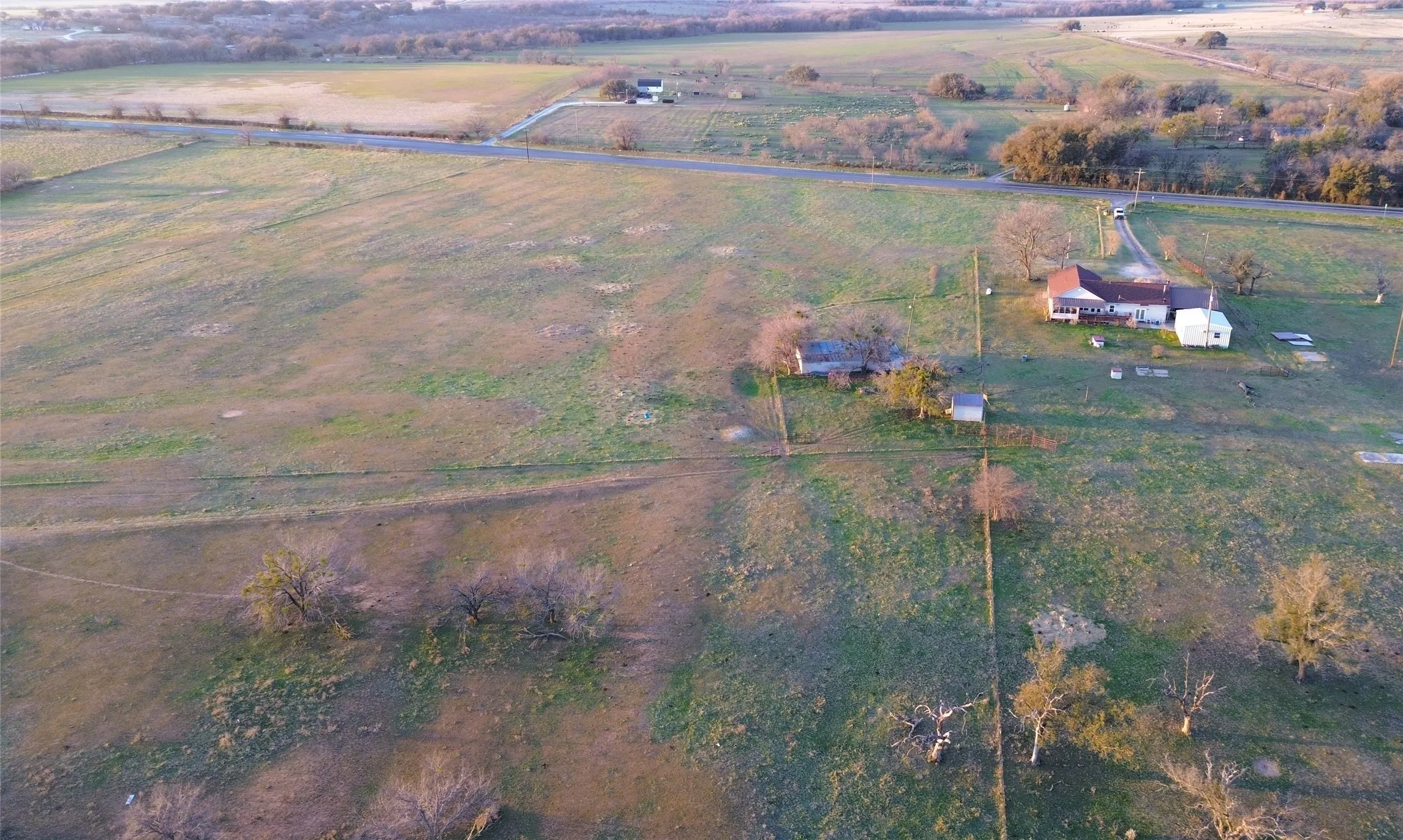 Farm For Sale in Comanche County , 12301 HWY 36, Comanche, Texas 76442, 3 Bedroom, 2 Bathroom, Garage spaces, 2,212 Sqft, built in 1940, mls#21209423, Real Estate Agent in Comanche, Homes For Sale in Comanche county, Homes For Sale in Comanche, Realtor in Comanche Texas, Real Estate Brokerage Independent Realty Texas, Luminita Cordes Realtor