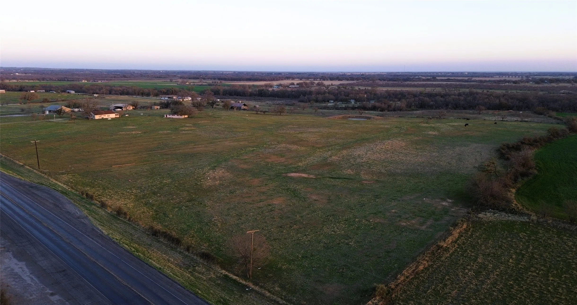 Farm For Sale in Comanche County , 12301 HWY 36, Comanche, Texas 76442, 3 Bedroom, 2 Bathroom, Garage spaces, 2,212 Sqft, built in 1940, mls#21209423, Real Estate Agent in Comanche, Homes For Sale in Comanche county, Homes For Sale in Comanche, Realtor in Comanche Texas, Real Estate Brokerage Independent Realty Texas, Luminita Cordes Realtor