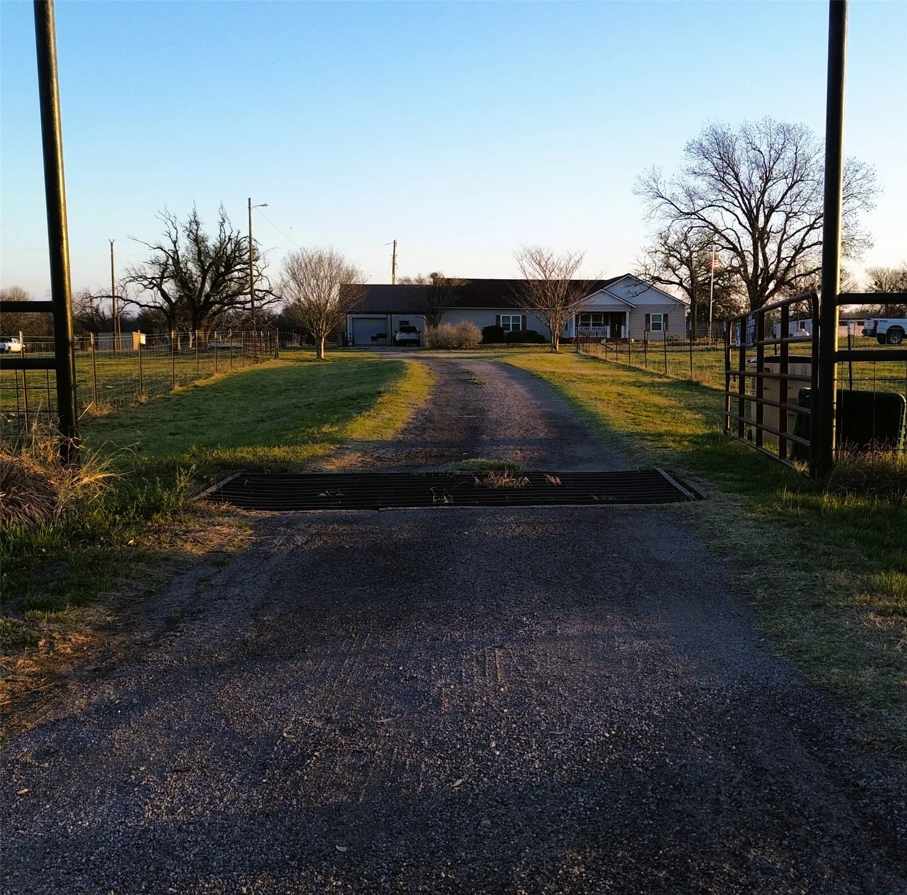 Farm For Sale in Comanche County , 12301 HWY 36, Comanche, Texas 76442, 3 Bedroom, 2 Bathroom, Garage spaces, 2,212 Sqft, built in 1940, mls#21209423, Real Estate Agent in Comanche, Homes For Sale in Comanche county, Homes For Sale in Comanche, Realtor in Comanche Texas, Real Estate Brokerage Independent Realty Texas, Luminita Cordes Realtor