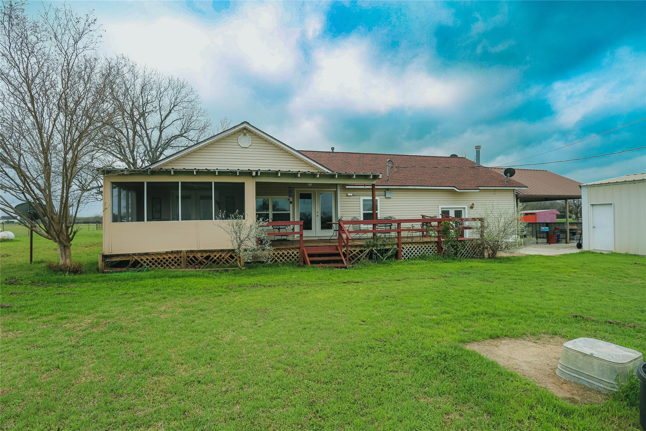Farm For Sale in Comanche County , 12301 HWY 36, Comanche, Texas 76442, 3 Bedroom, 2 Bathroom, Garage spaces, 2,212 Sqft, built in 1940, mls#21209423, Real Estate Agent in Comanche, Homes For Sale in Comanche county, Homes For Sale in Comanche, Realtor in Comanche Texas, Real Estate Brokerage Independent Realty Texas, Luminita Cordes Realtor