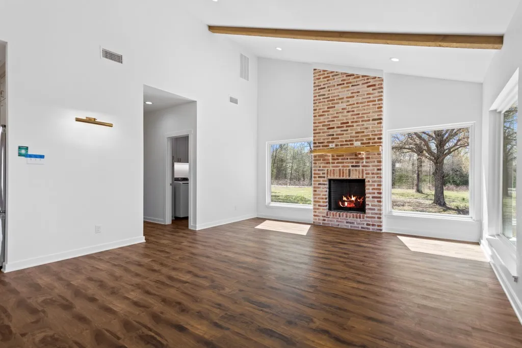 Farm For Sale in Smith County , 23326 CR 448, Lindale, Texas 75771, 2 Bedroom, 2 Bathroom, Garage spaces, 1,260 Sqft, built in 2022, mls#21210125, Real Estate Agent in Lindale, Homes For Sale in Smith county, Homes For Sale in Lindale, Realtor in Lindale Texas, Real Estate Brokerage Independent Realty Texas, Luminita Cordes Realtor