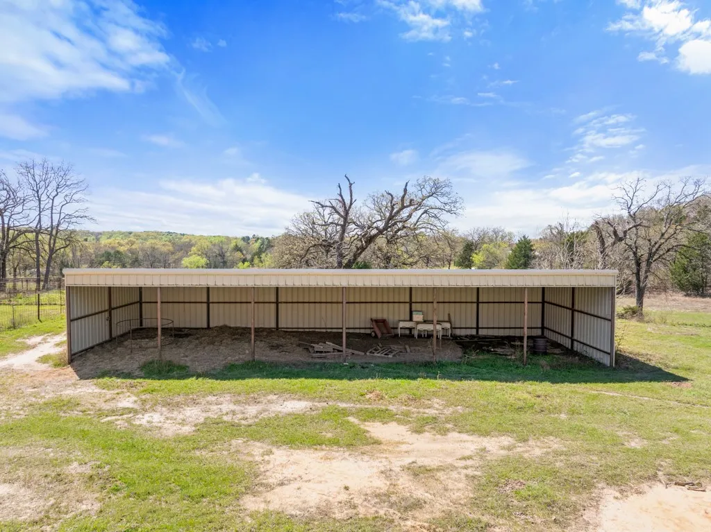 Farm For Sale in Smith County , 23326 CR 448, Lindale, Texas 75771, 2 Bedroom, 2 Bathroom, Garage spaces, 1,260 Sqft, built in 2022, mls#21210125, Real Estate Agent in Lindale, Homes For Sale in Smith county, Homes For Sale in Lindale, Realtor in Lindale Texas, Real Estate Brokerage Independent Realty Texas, Luminita Cordes Realtor