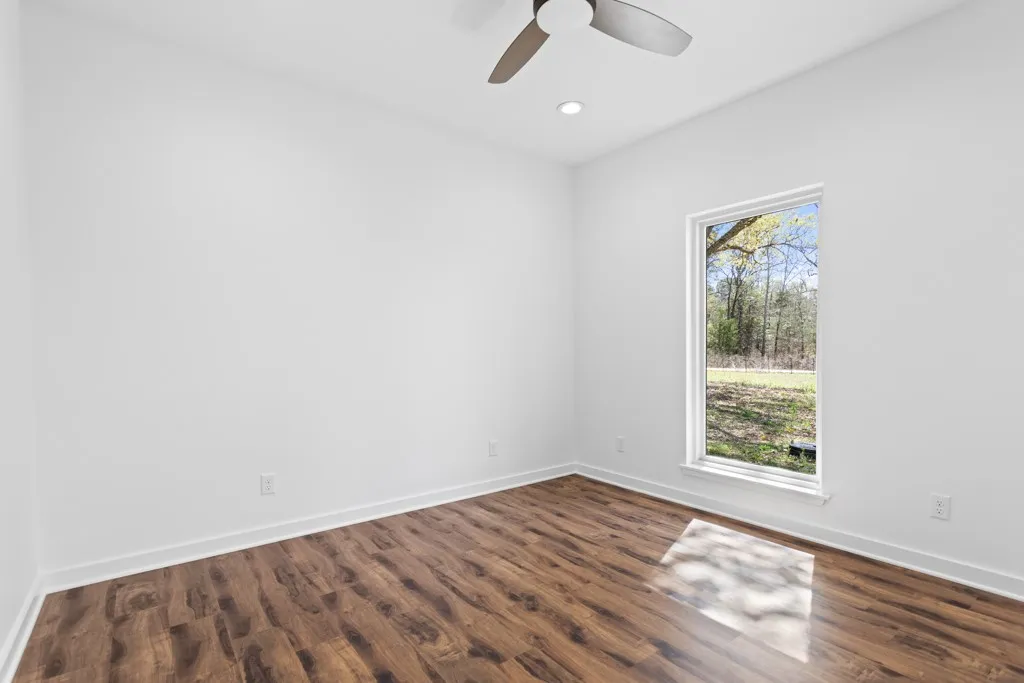 Farm For Sale in Smith County , 23326 CR 448, Lindale, Texas 75771, 2 Bedroom, 2 Bathroom, Garage spaces, 1,260 Sqft, built in 2022, mls#21210125, Real Estate Agent in Lindale, Homes For Sale in Smith county, Homes For Sale in Lindale, Realtor in Lindale Texas, Real Estate Brokerage Independent Realty Texas, Luminita Cordes Realtor